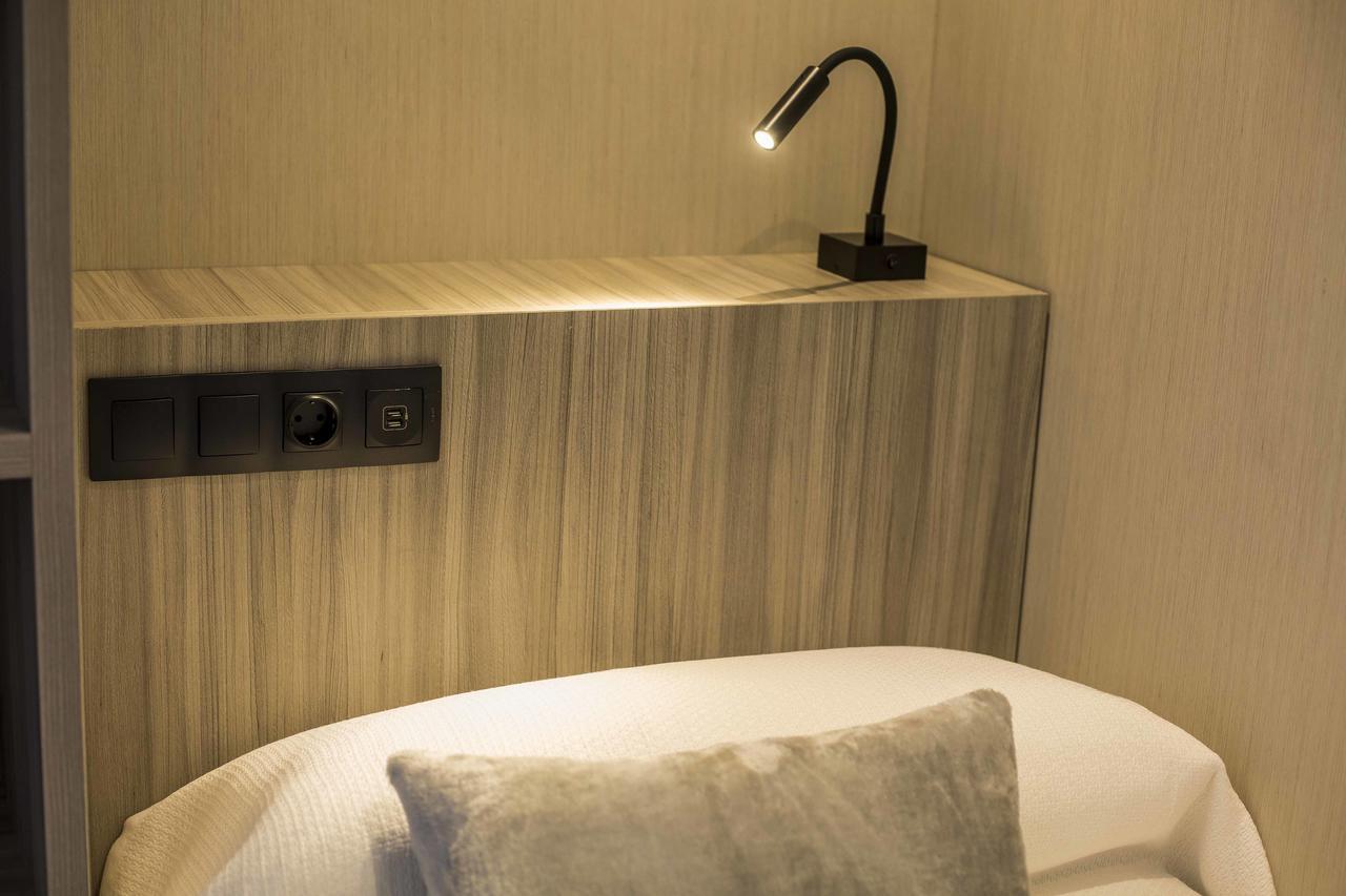 Single Room Private Bathroom