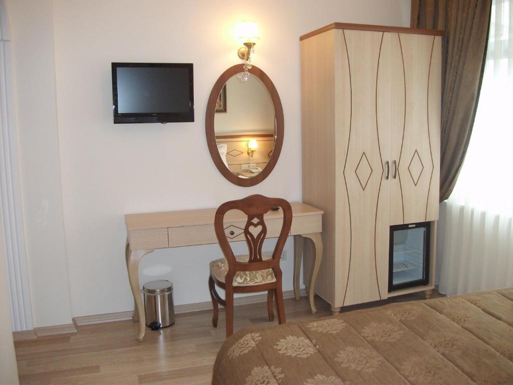 Double or Twin Room with Sea View,63510787:JPEG