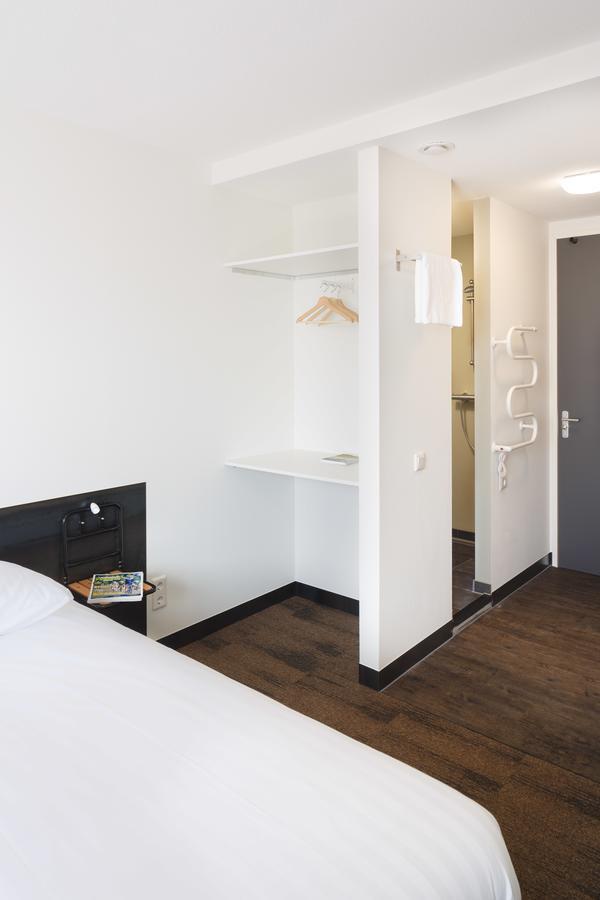 Driepersoonskamer met Eigen Badkamer