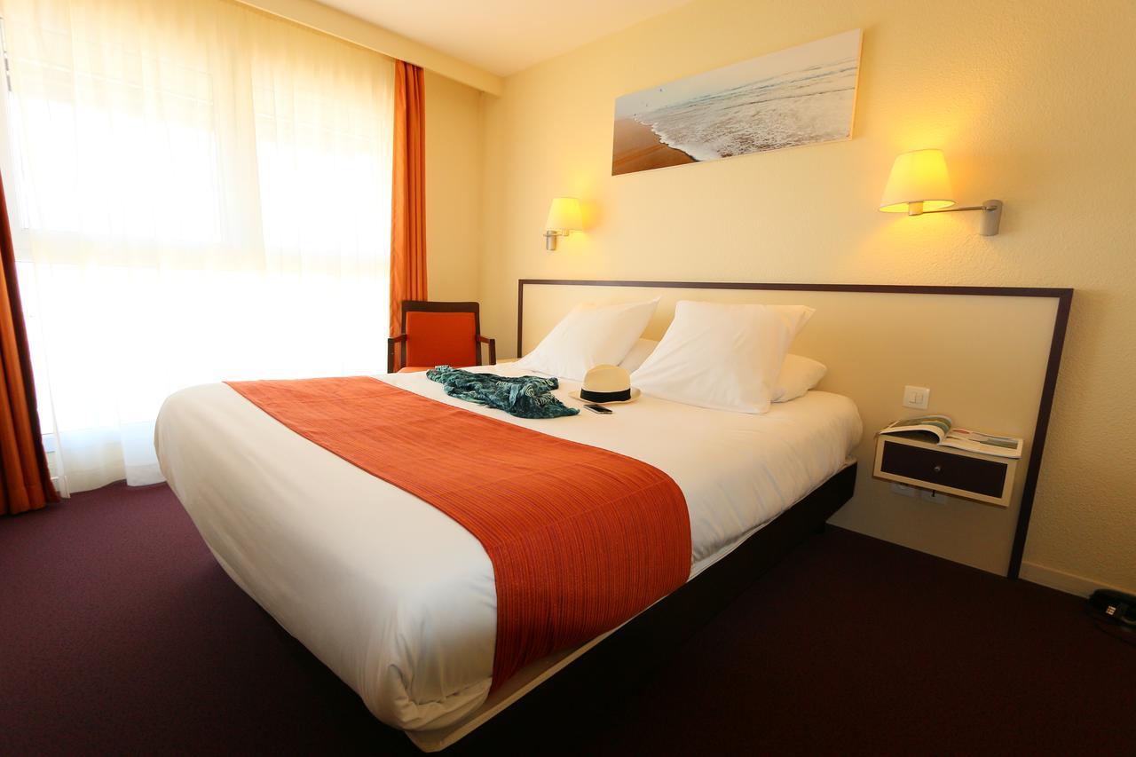 Chambre Double - Côté Rue