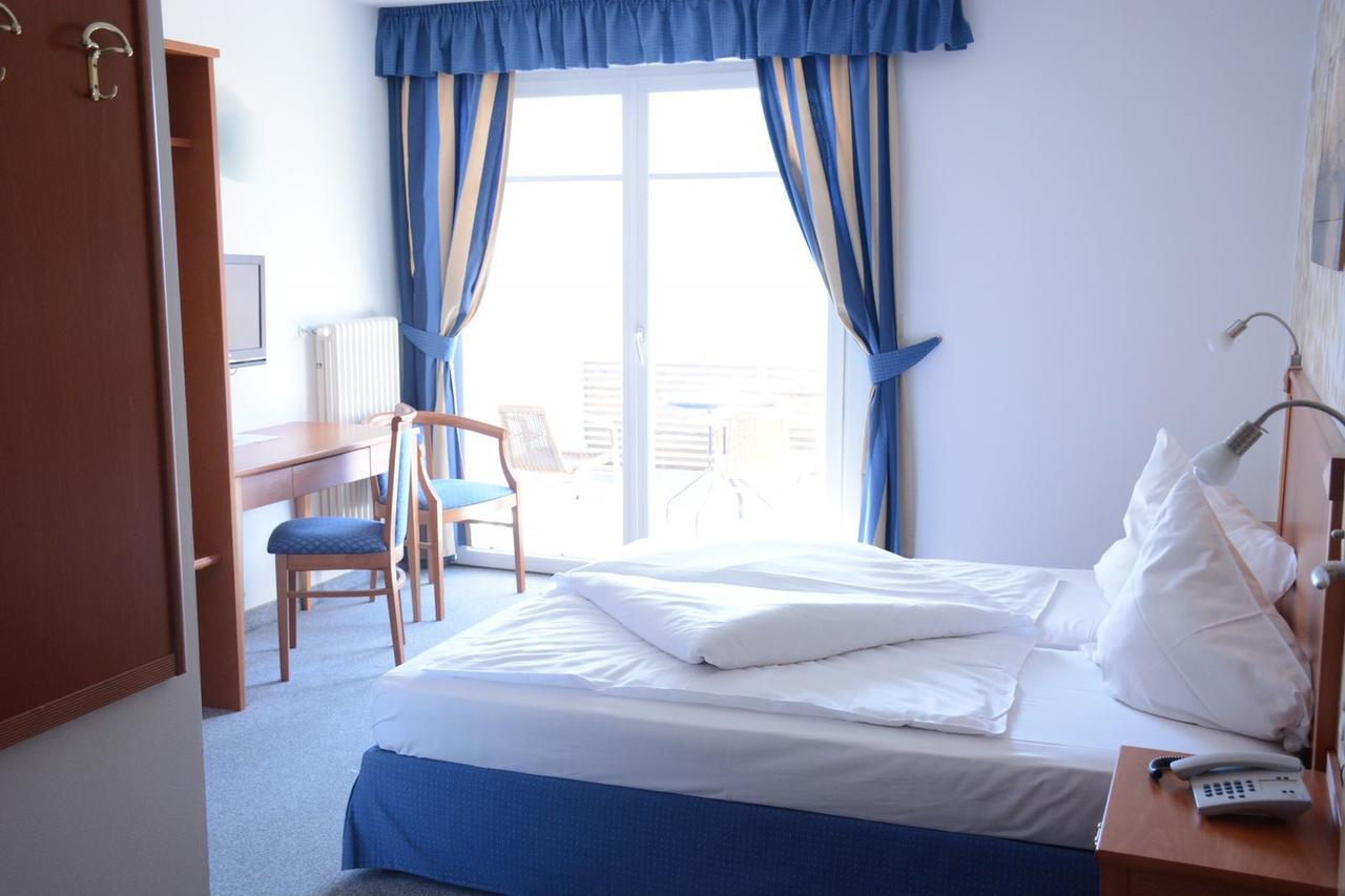 Double Room,643605987:JPEG