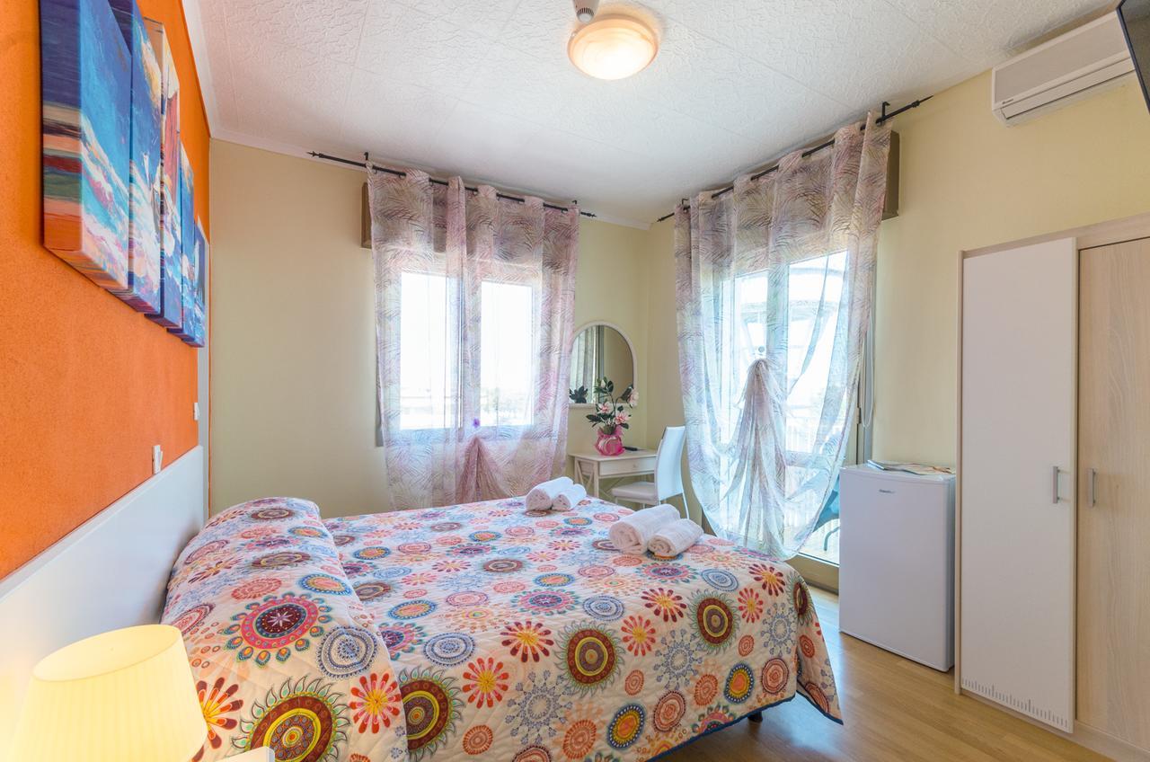 Doppelzimmer mit Balkon