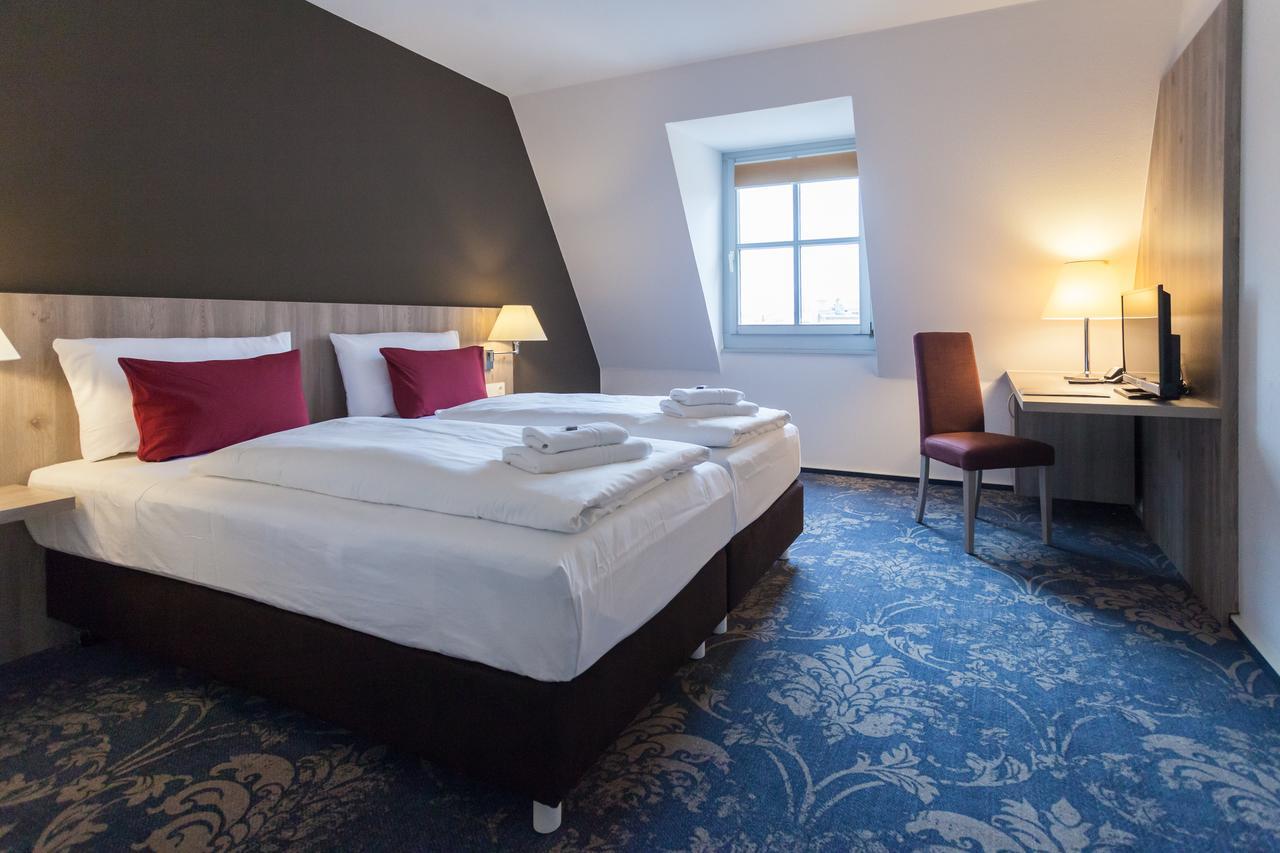 Double Room,644686521:JPEG