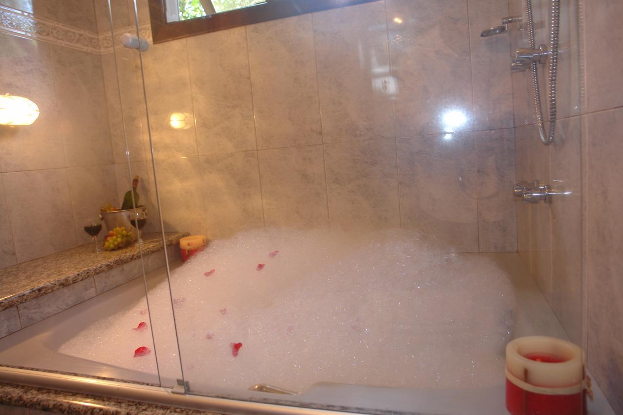 Double Room Spa Bath