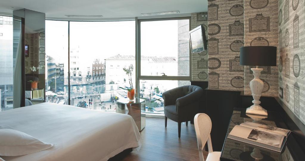 Double Room Panoramic Views
