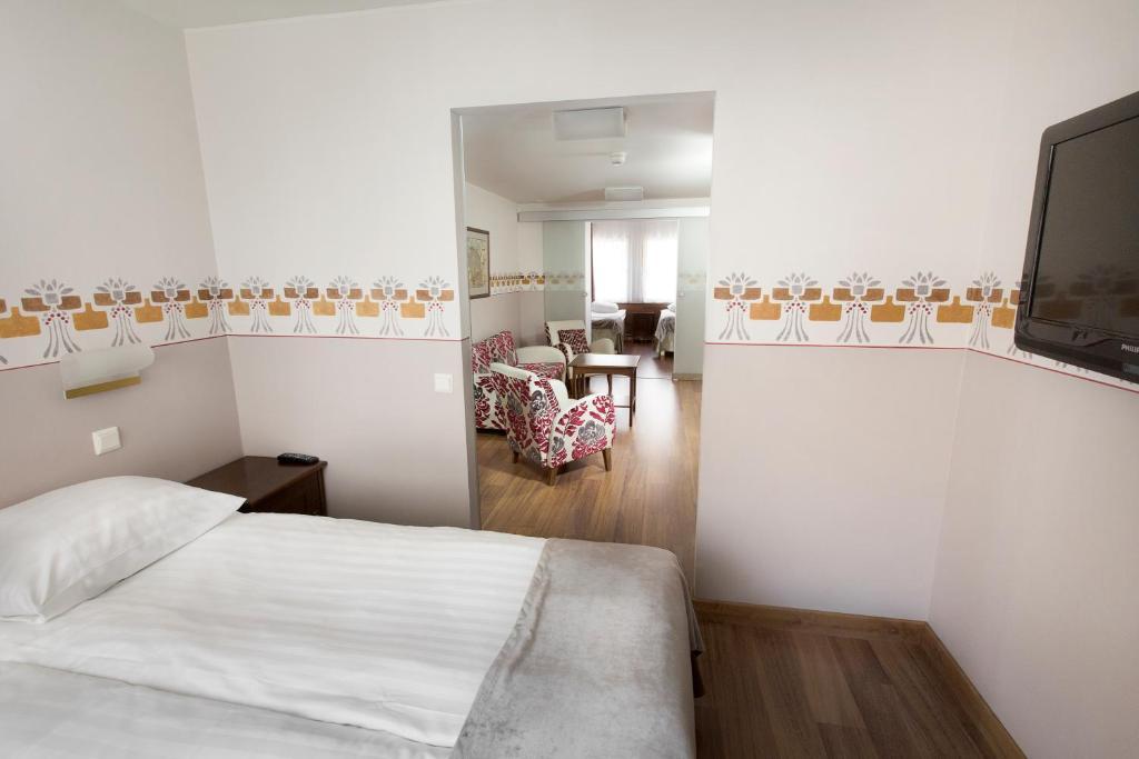 Classic Single Room,150592450:JPEG