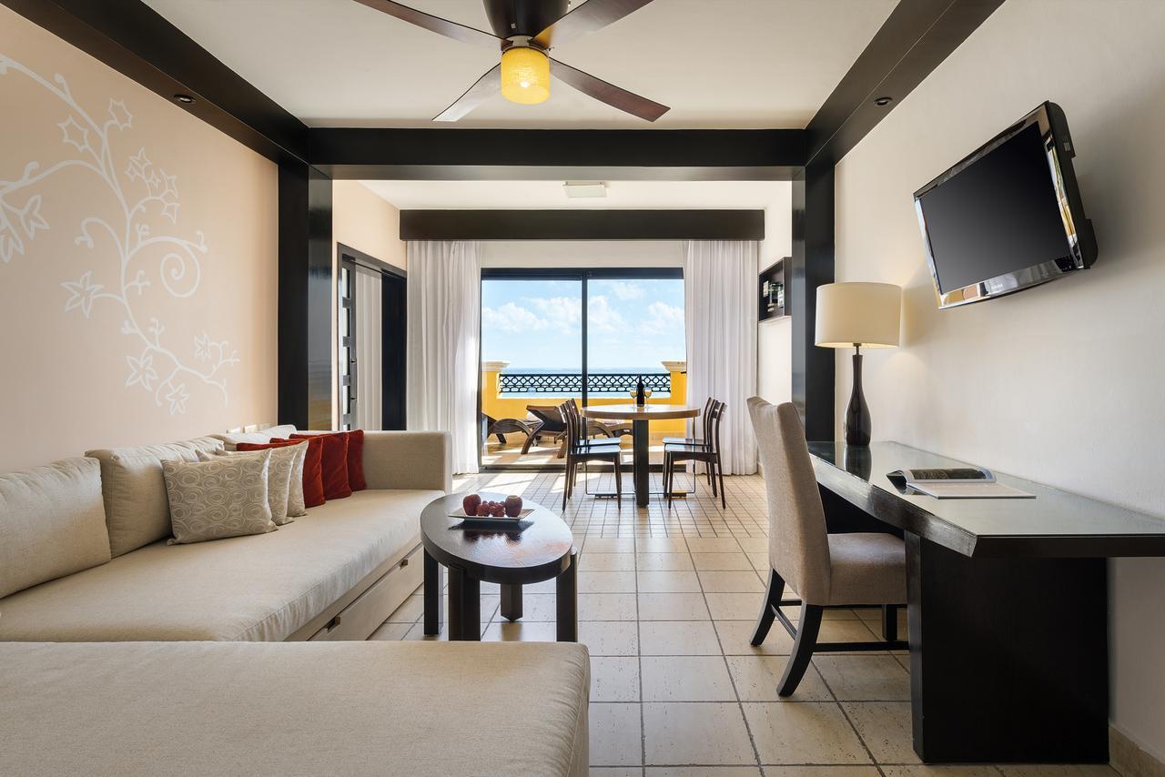 Privilege Honeymoon Suite