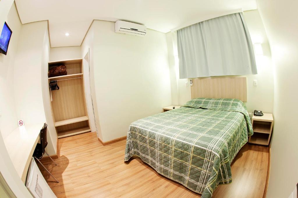 Quarto Individual