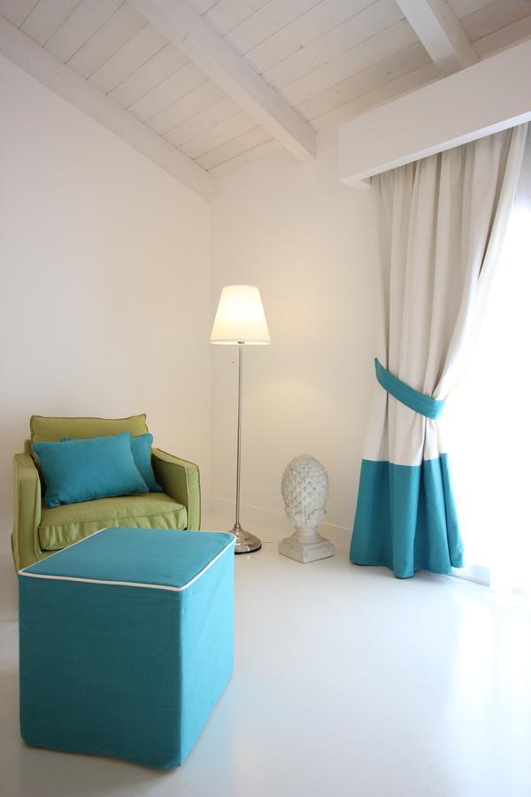 Deluxe Double Room with Sea View,662813472:JPEG