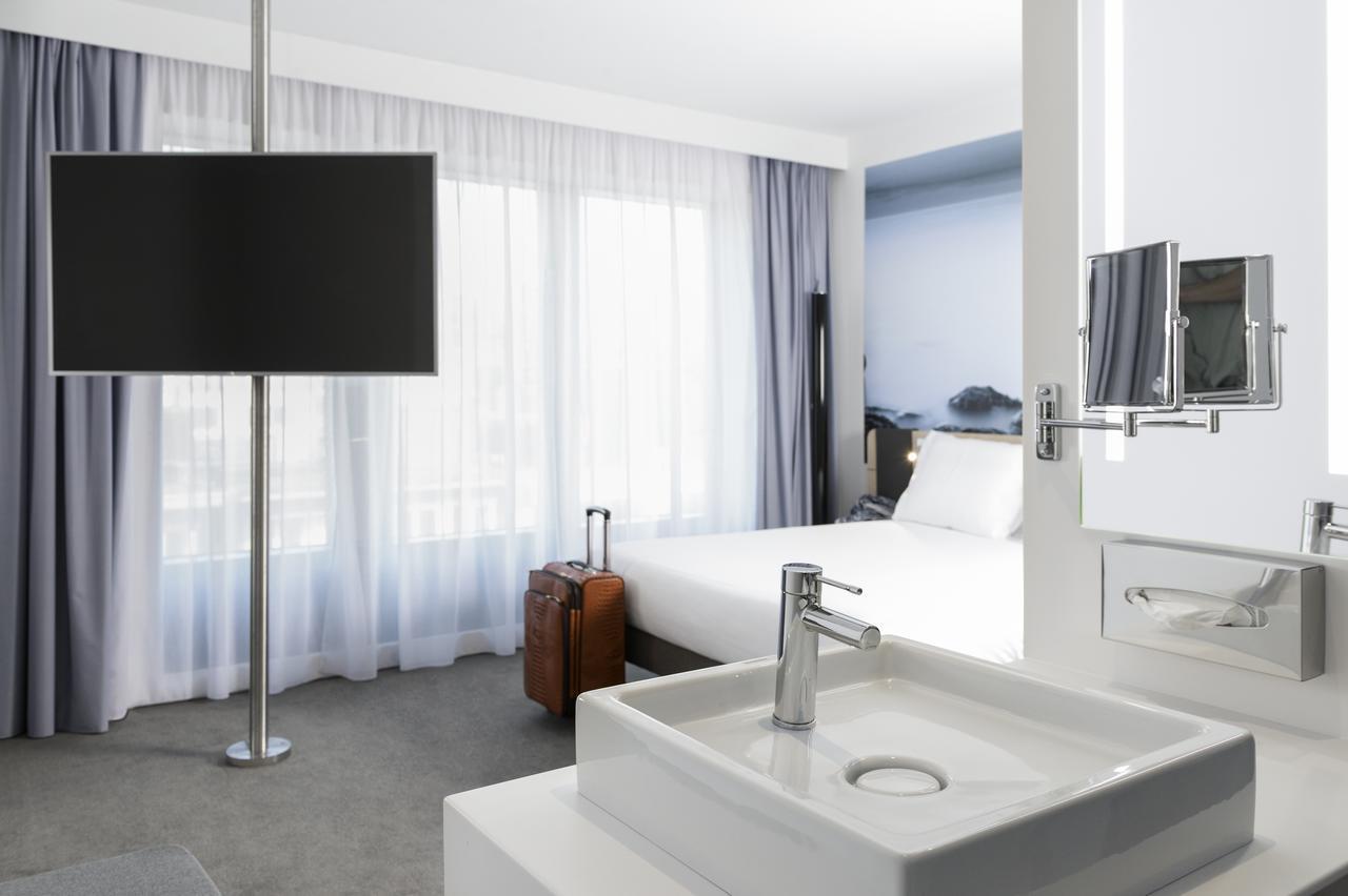 Superior Suite,664698021:JPEG