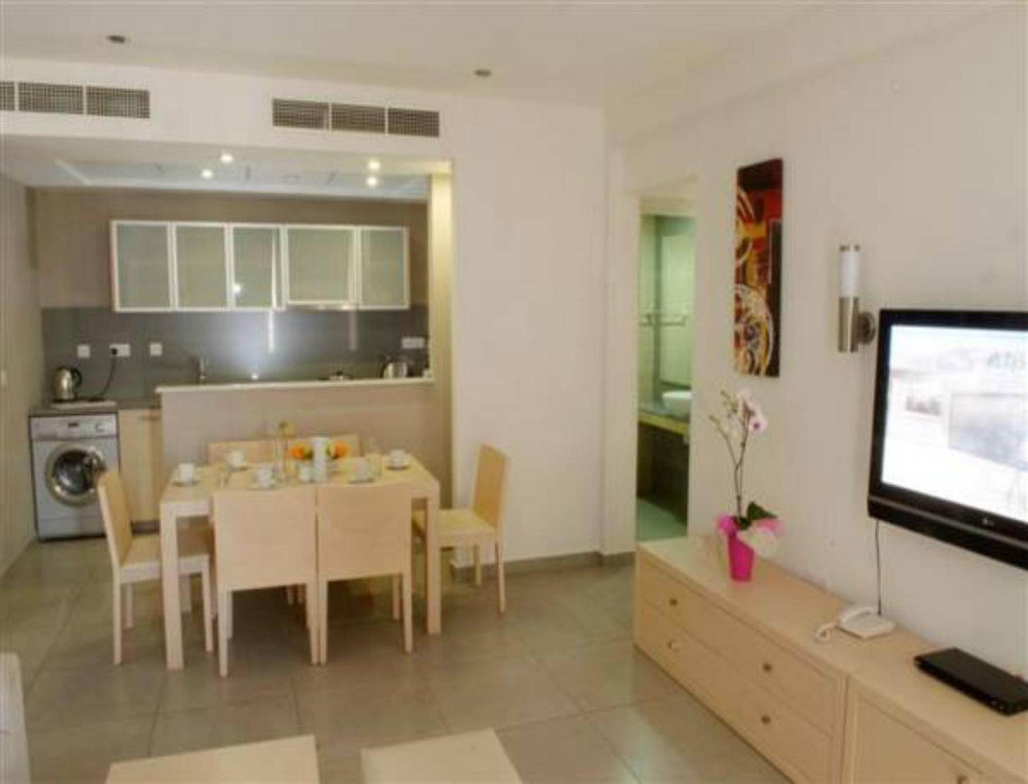 Comfort Suite Airport Transfer