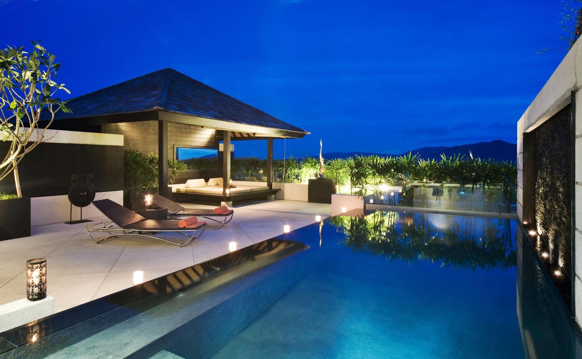 Spa & Pool Penthouse