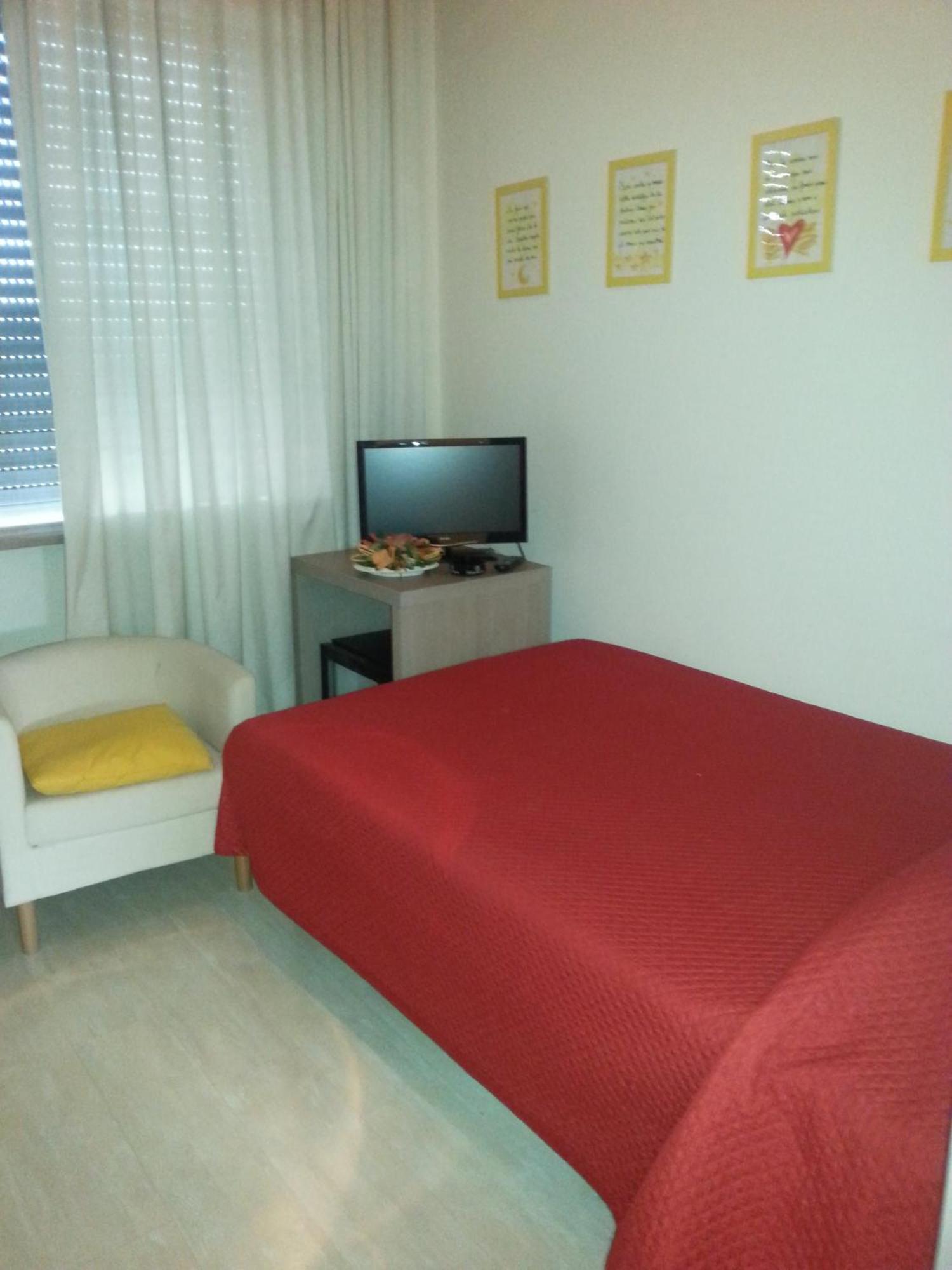 Single Room,1218367621:JPEG