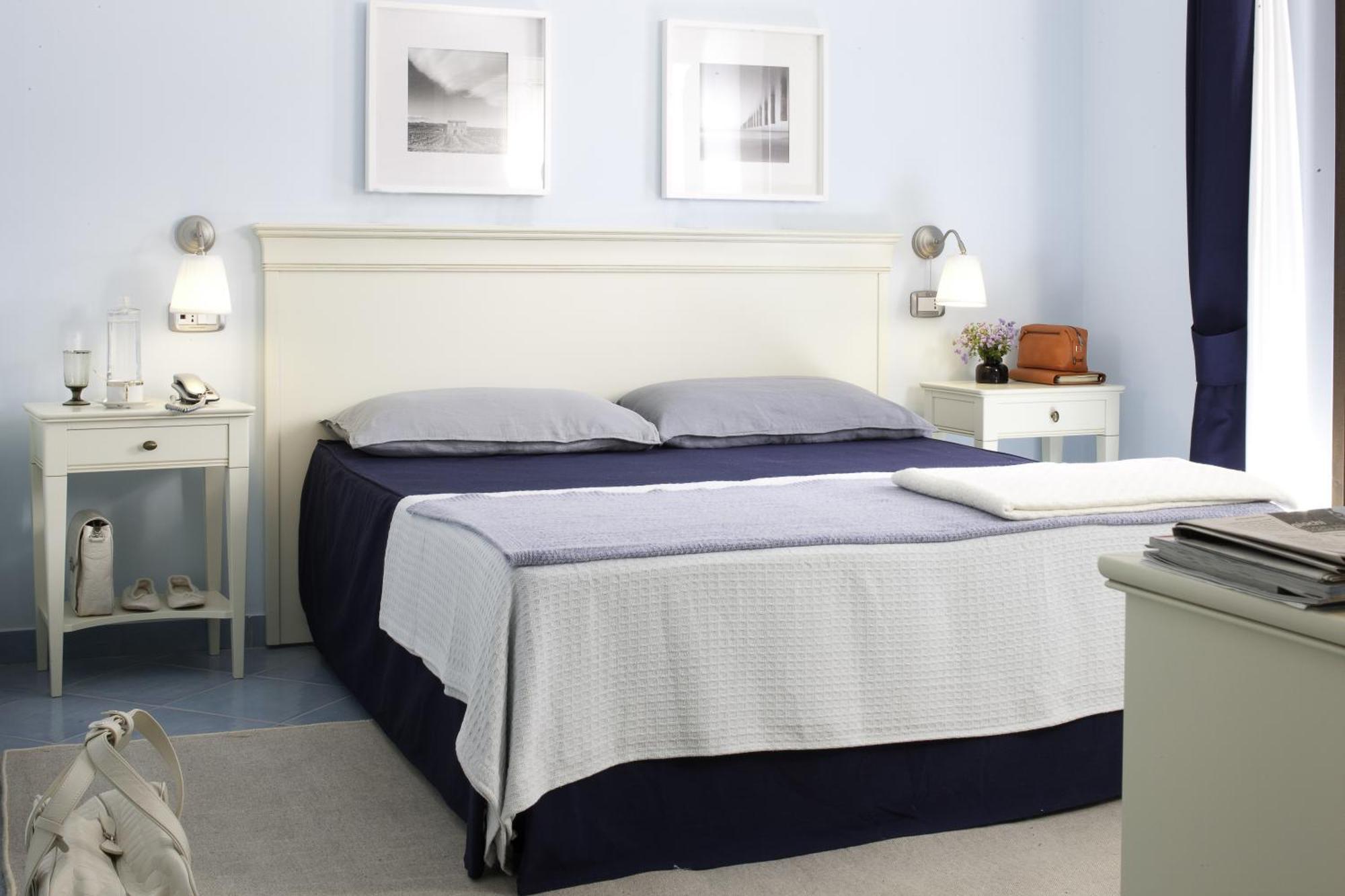 Standard Double Room,1279700110:JPEG