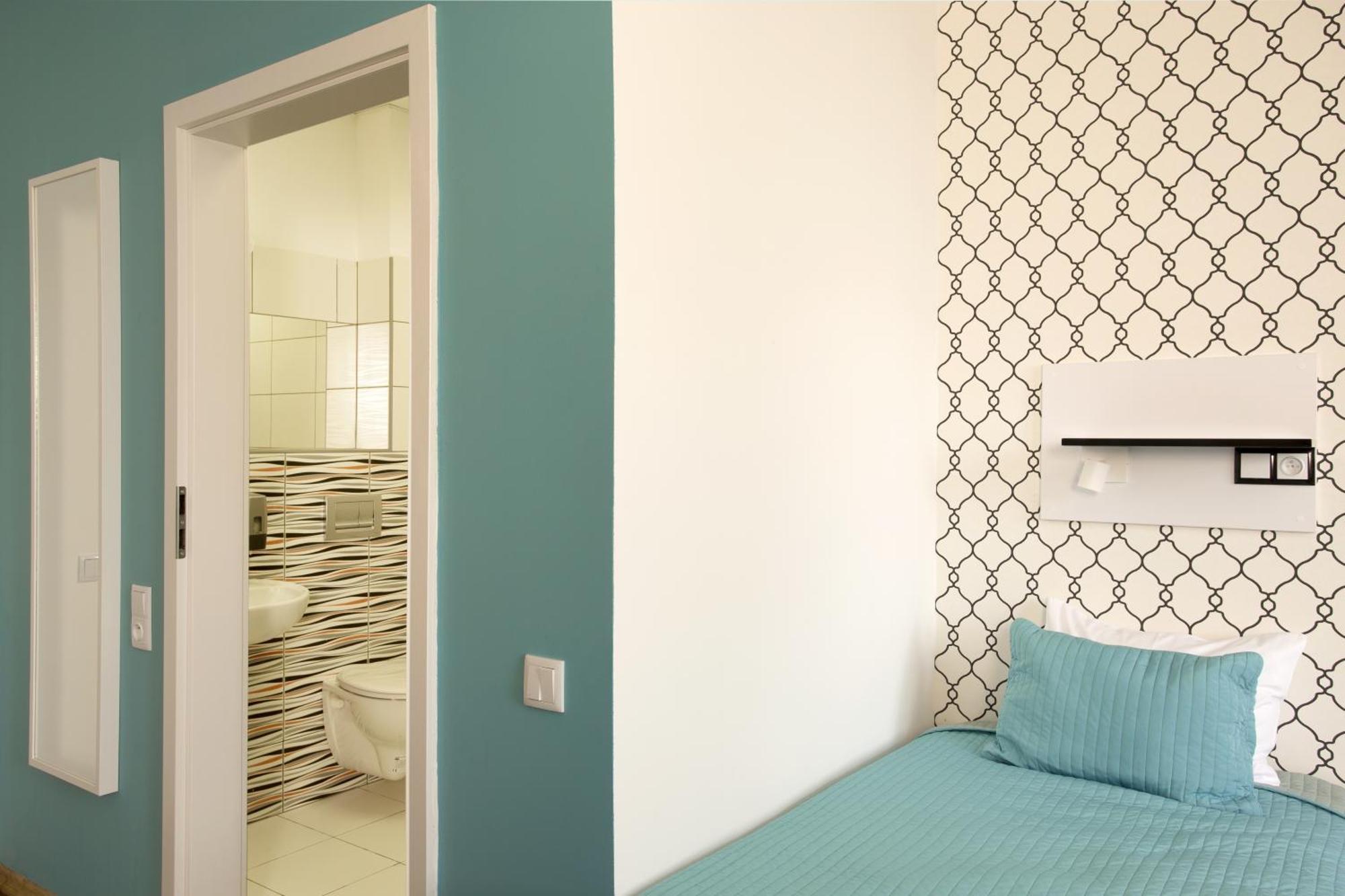 Comfort Twin Room