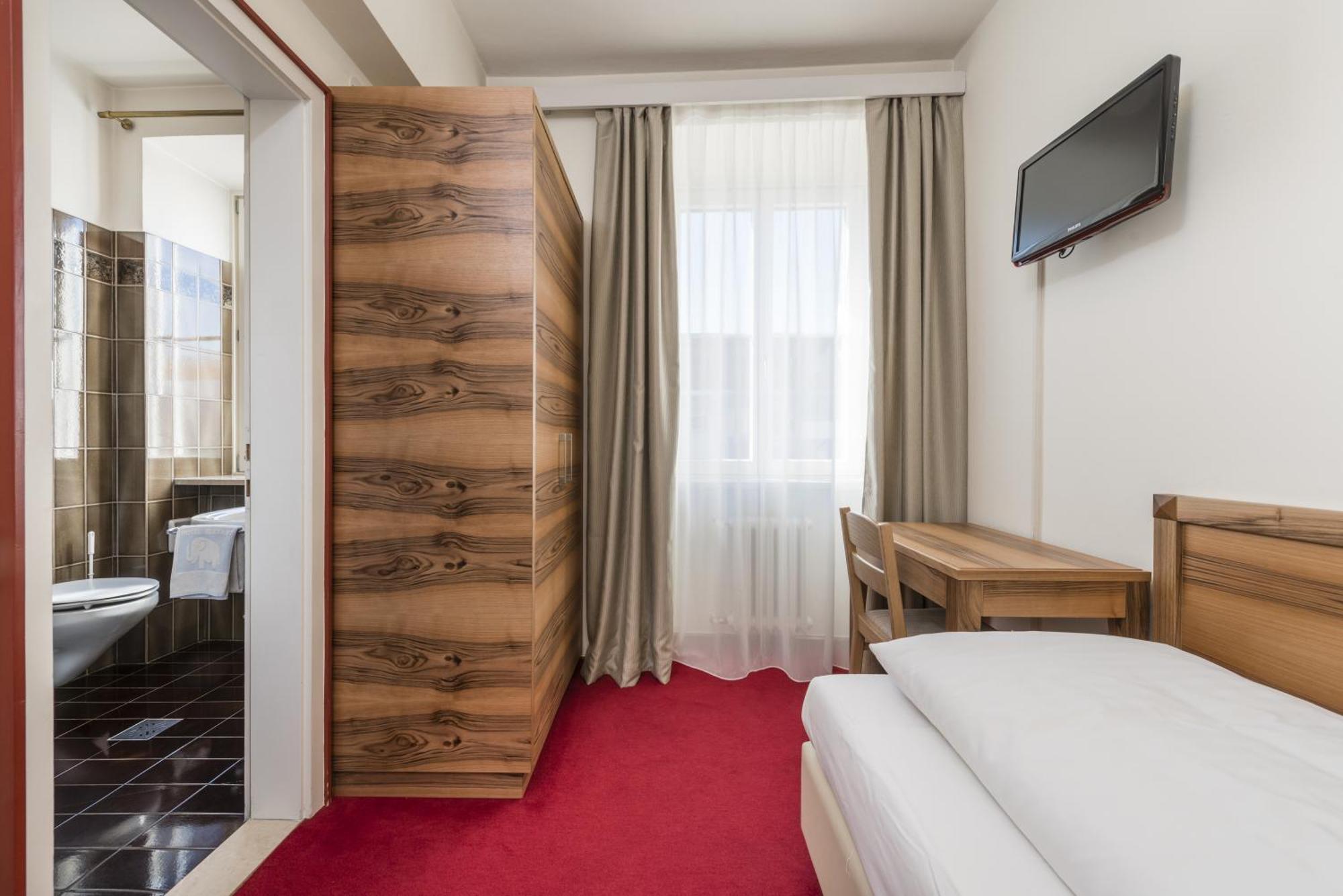 Single Room
