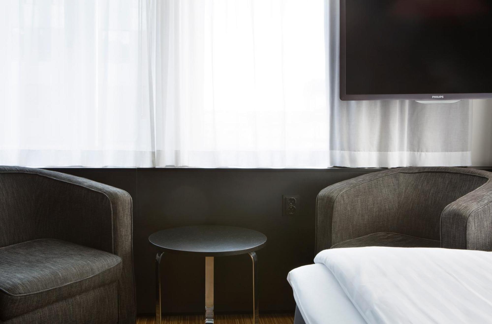 Standard Double or Twin Room,724541188:JPEG