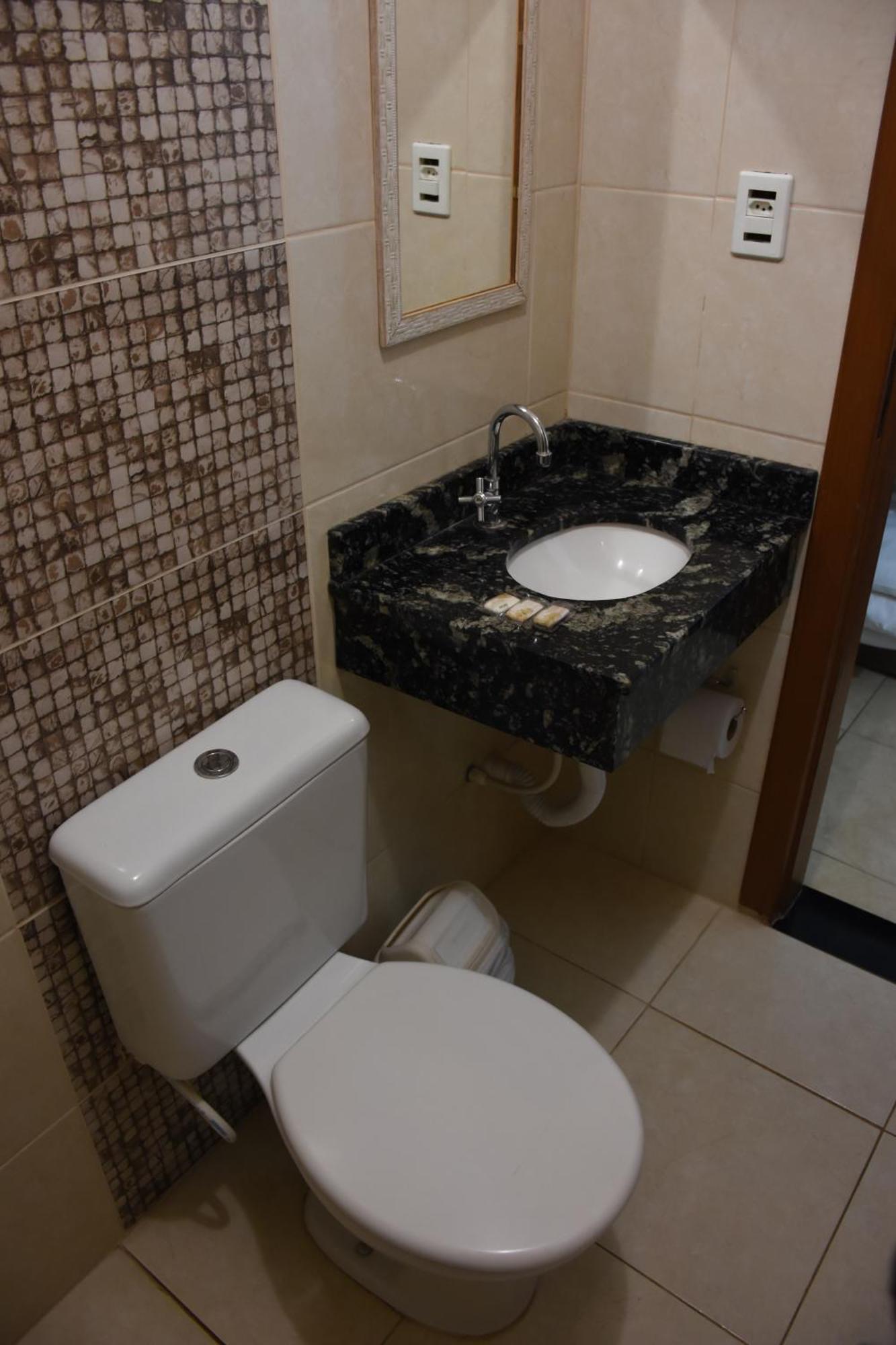 Suite (5 Adults),1555924882:JPEG