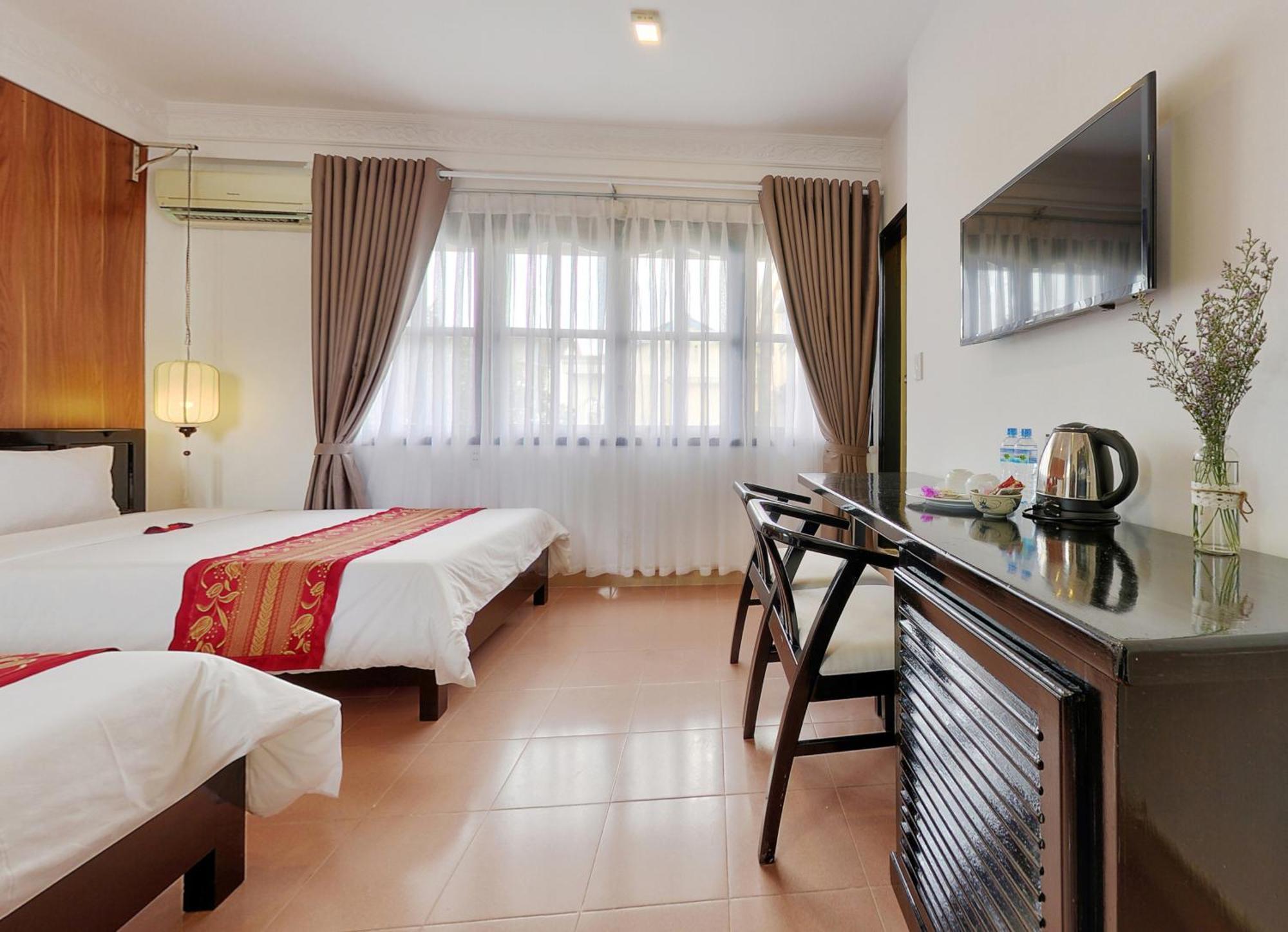 Superior Triple Room