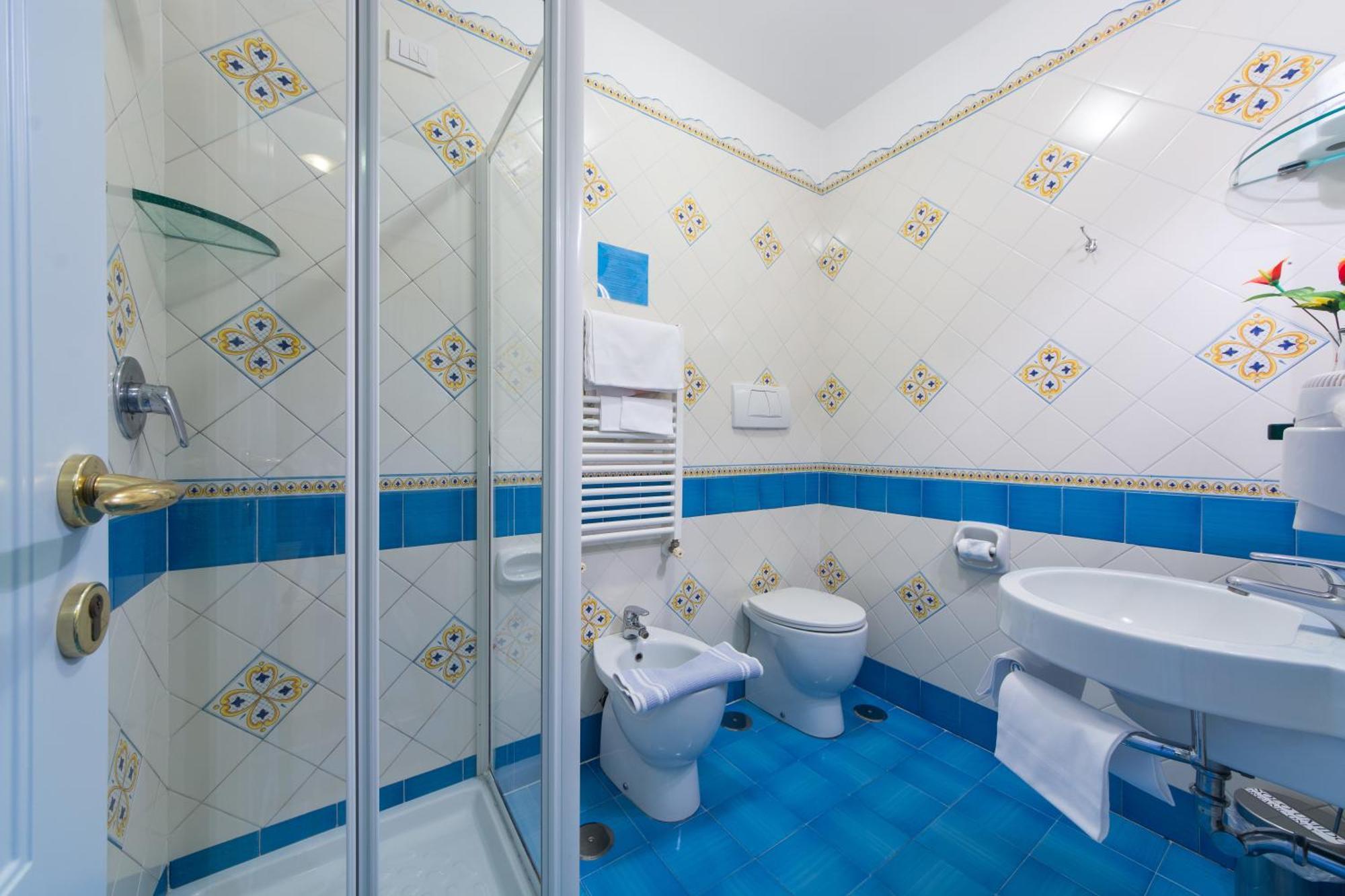 Doppelzimmer mit Balkon