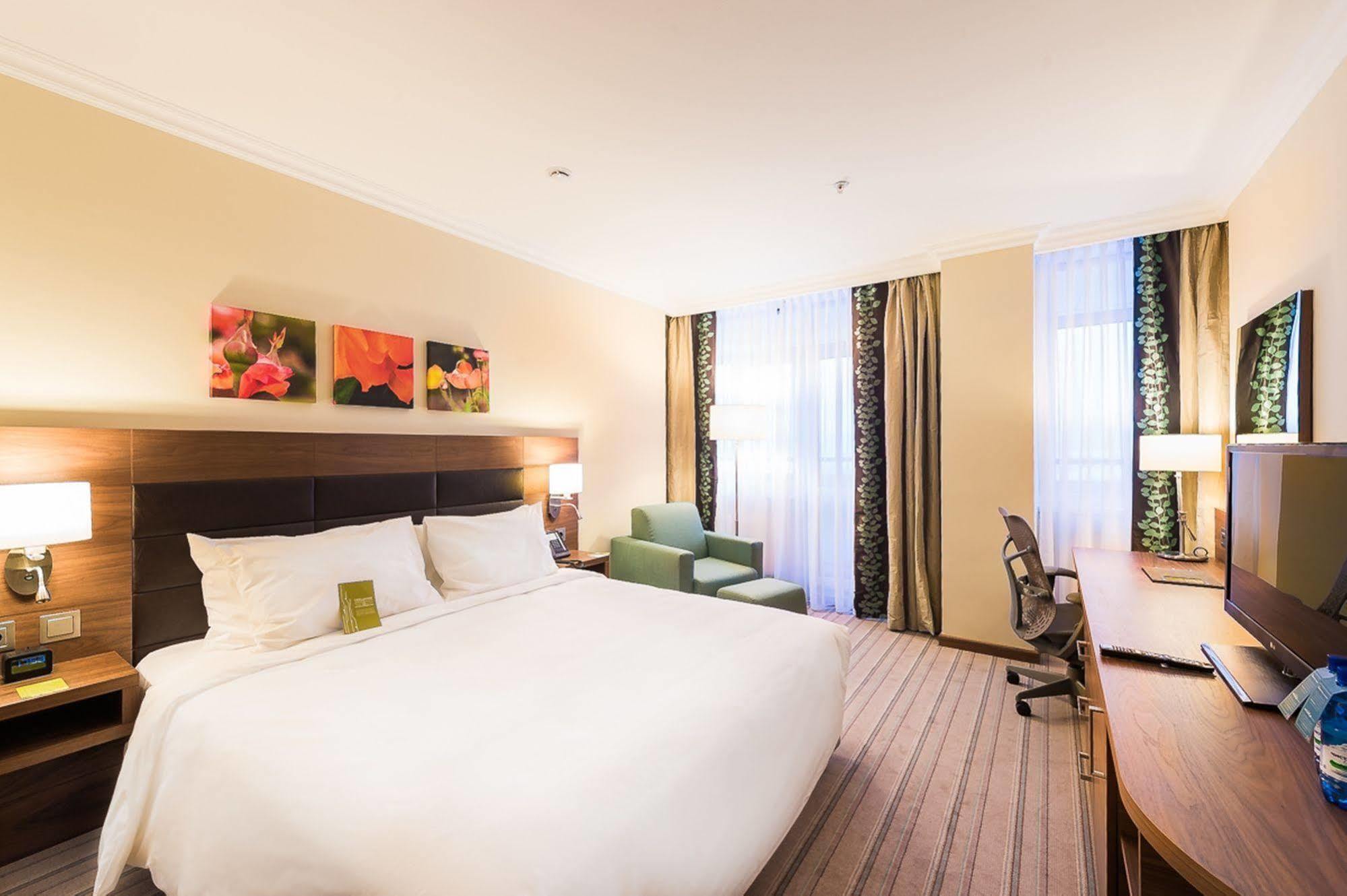 Standard Double Room,1010884669:JPEG