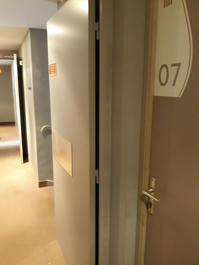 Double Room with Private Shower and Toilet on the Landing,695430237:JPEG