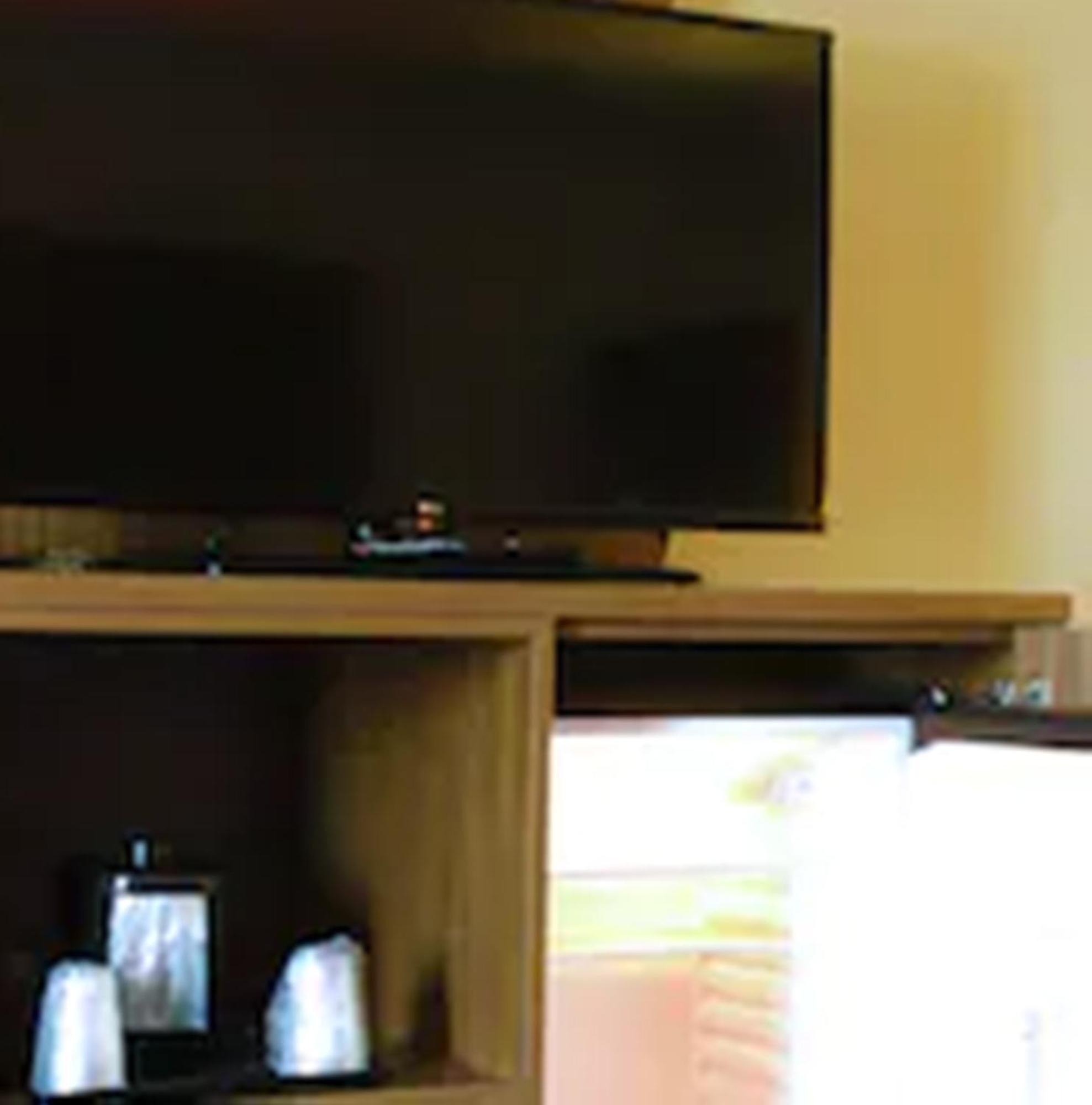 King Room - Disability Access,697522944:JPEG
