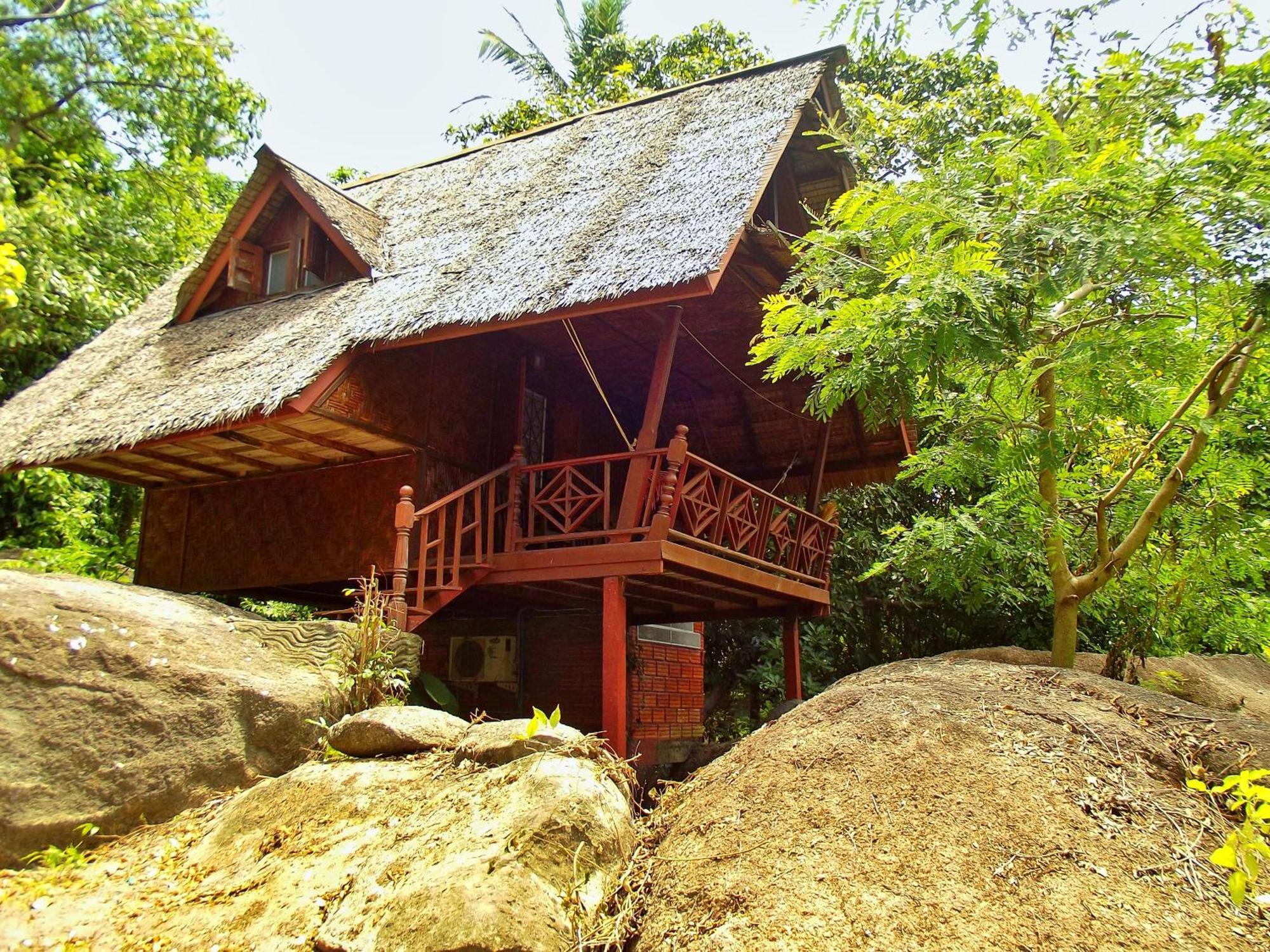 Deluxe Bungalow mit Klimaanlage (4 Erwachsene)