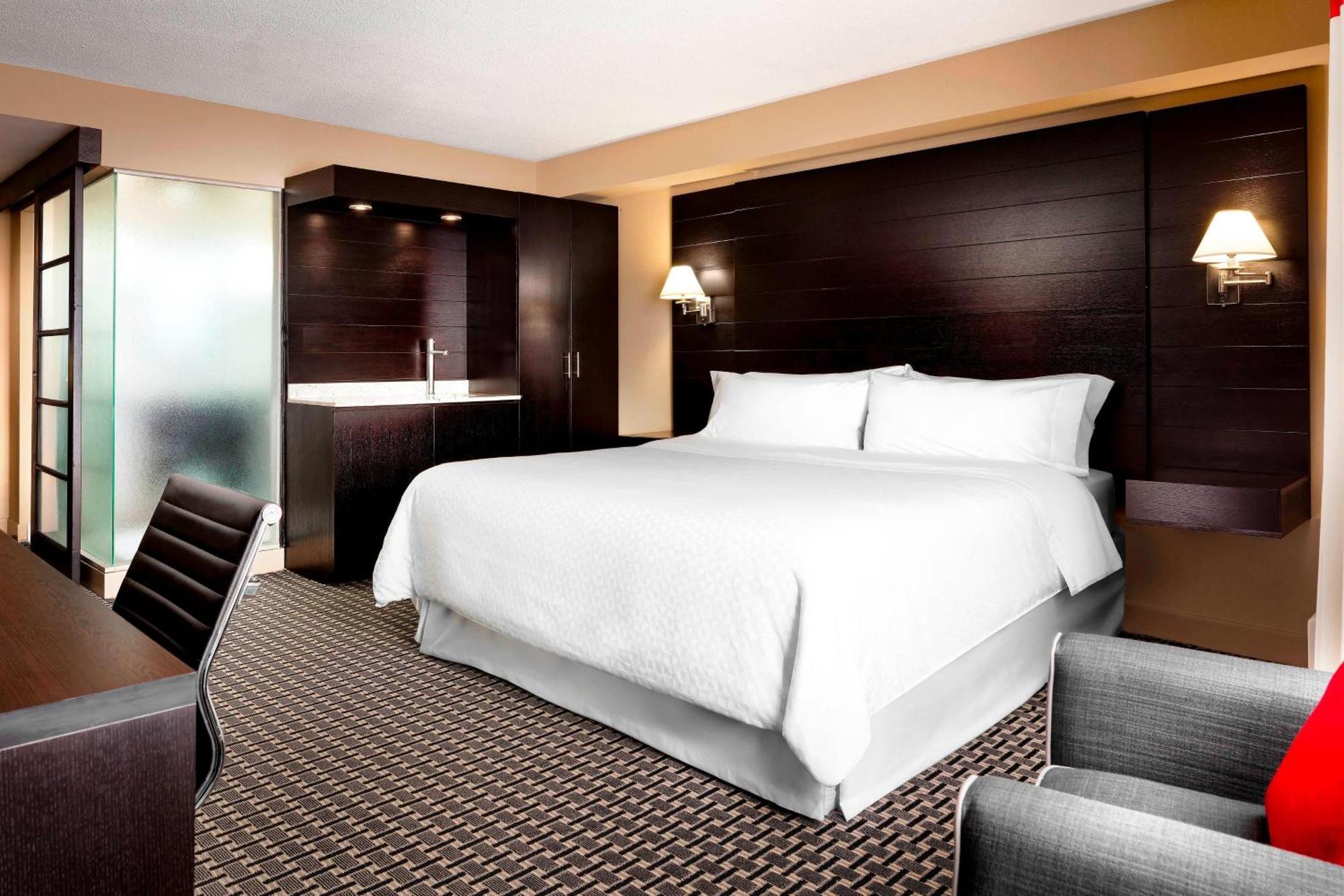 Executive King Room,314508673:JPEG