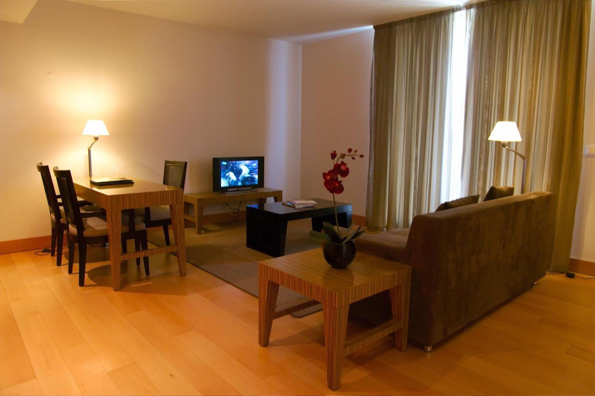 Premium Appartement met Zijdelings Uitzicht op Zee