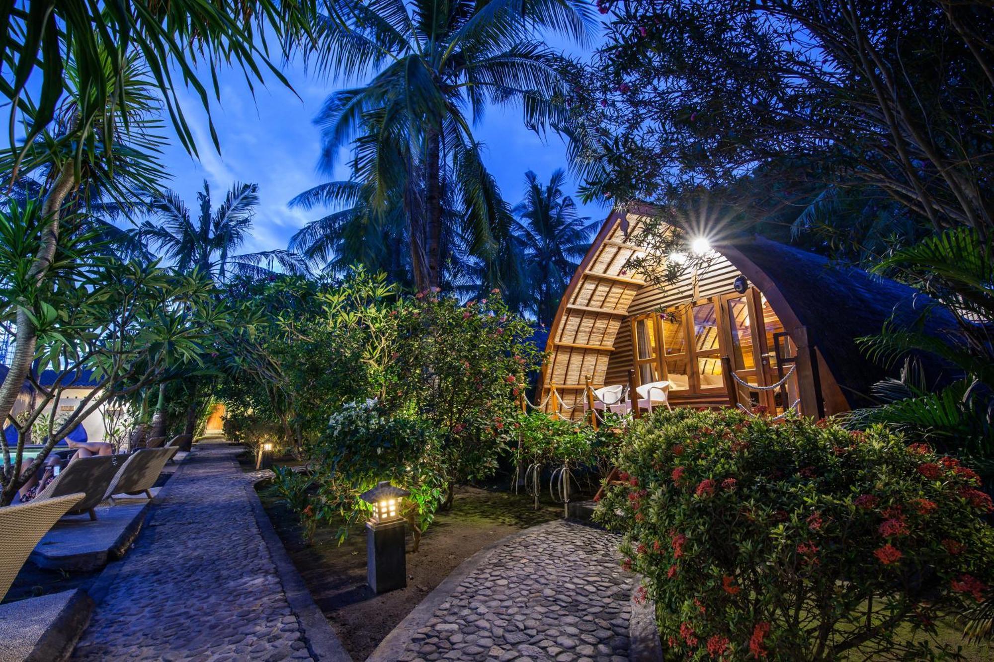 Traditional Bungalow Double or Twin