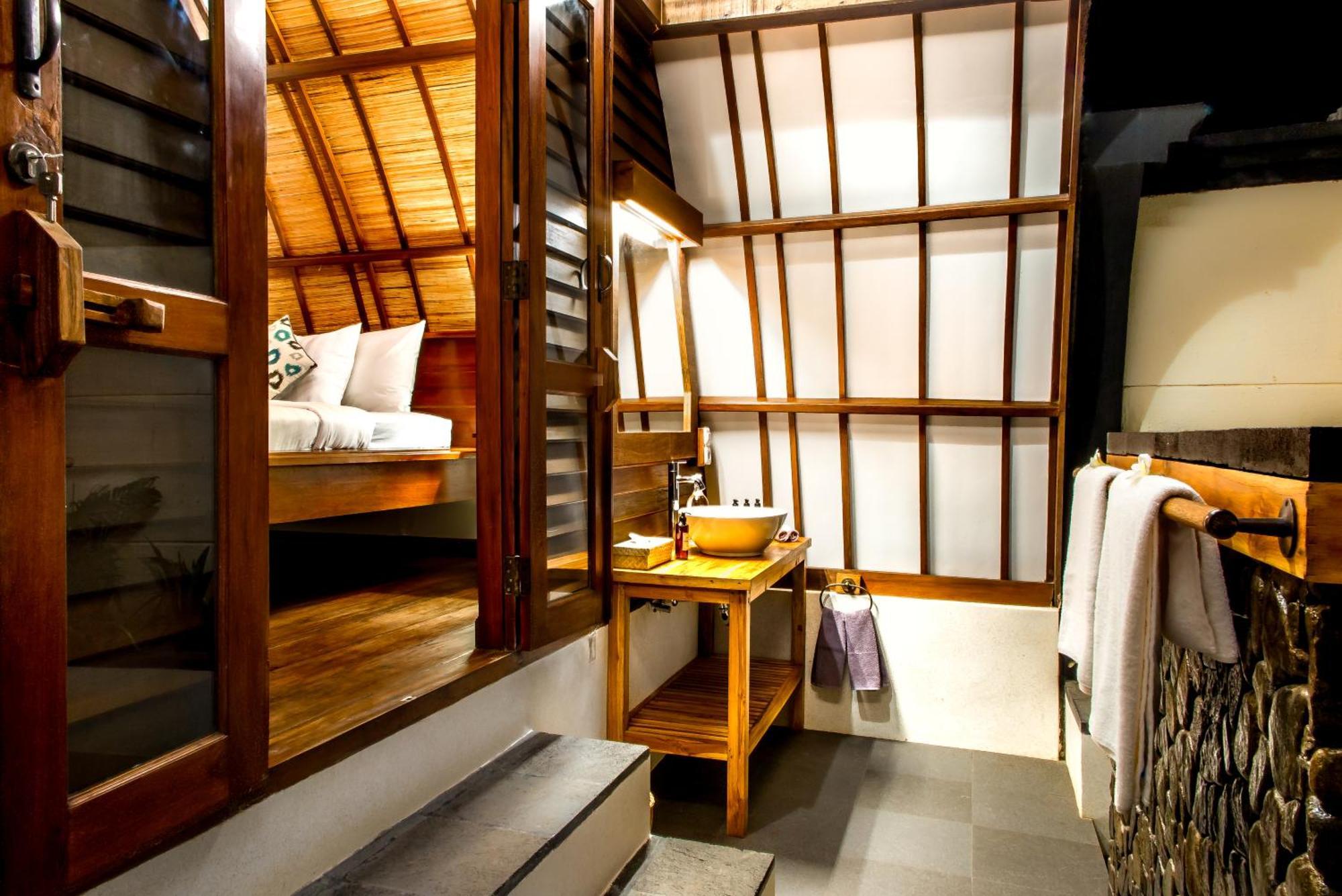 Traditional Bungalow Double or Twin