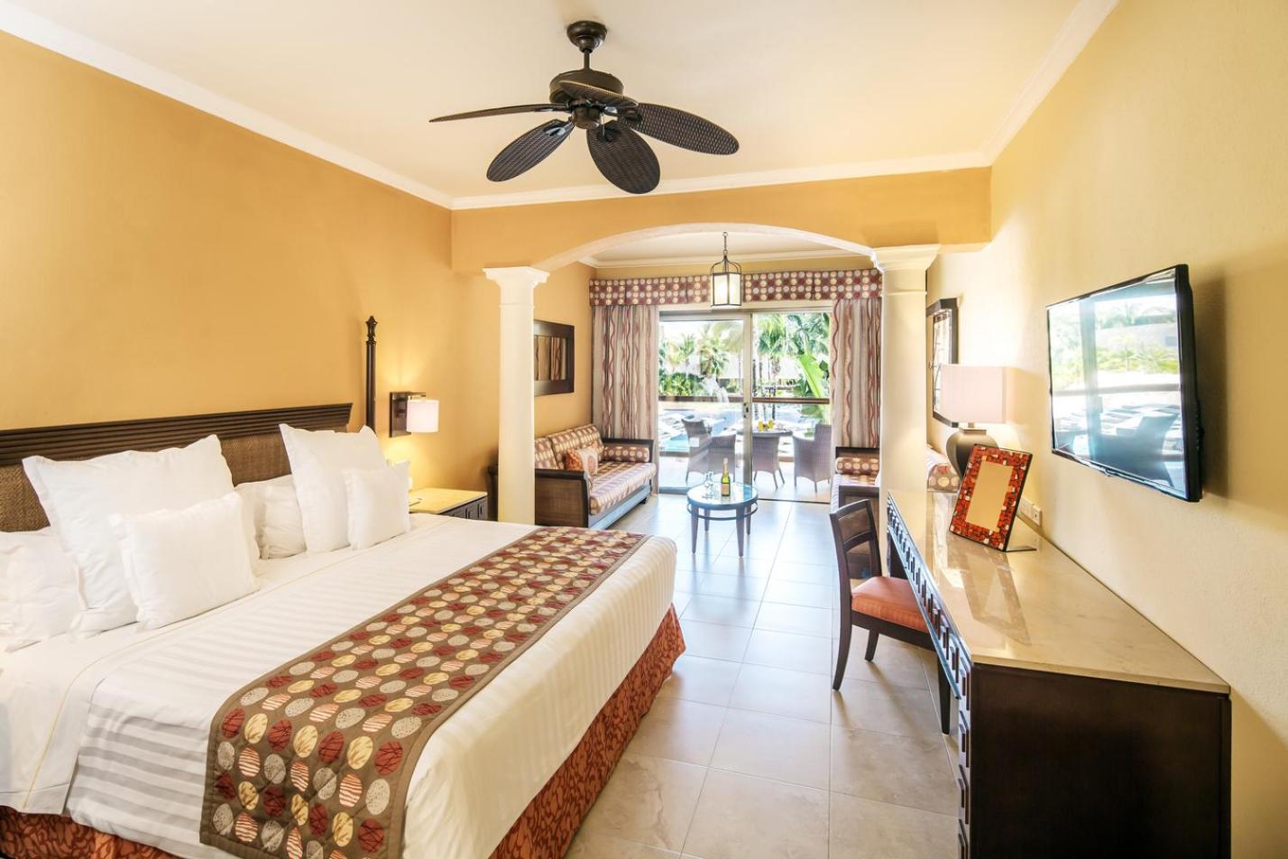 Suite Junior con vistas a la piscina - Planta premium