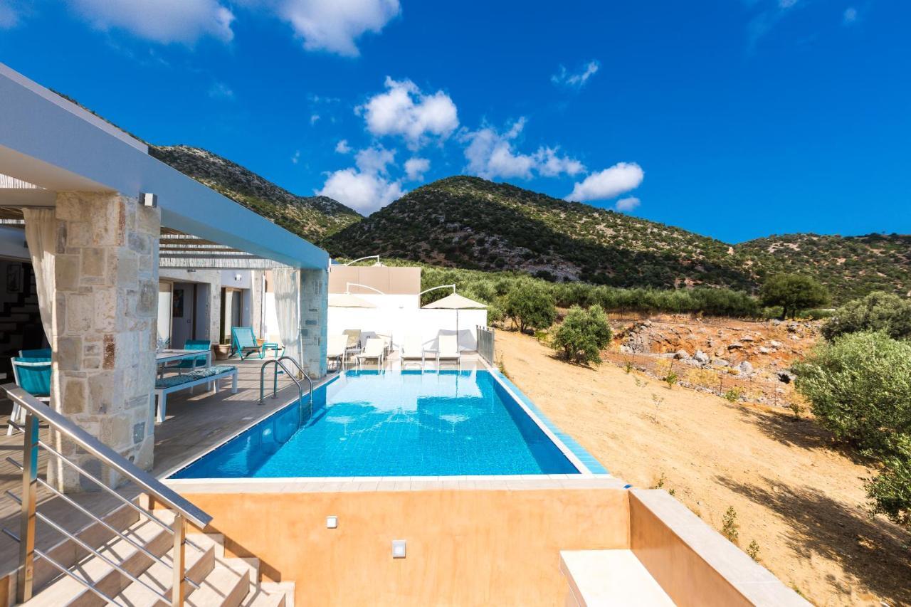 Angel Premium Four-Bedroom Villa