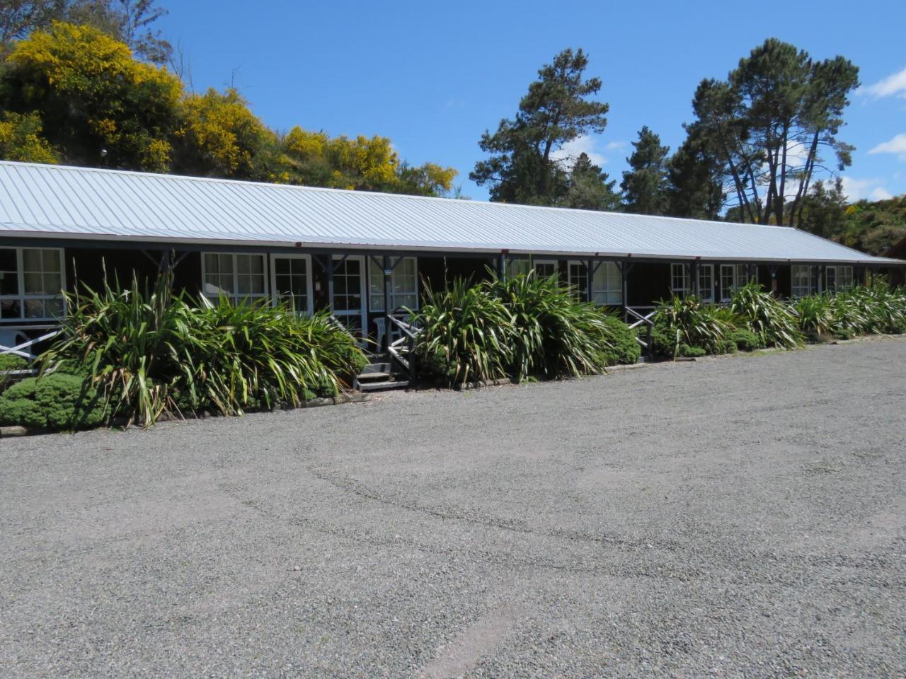 Family Studio,753652108:JPEG