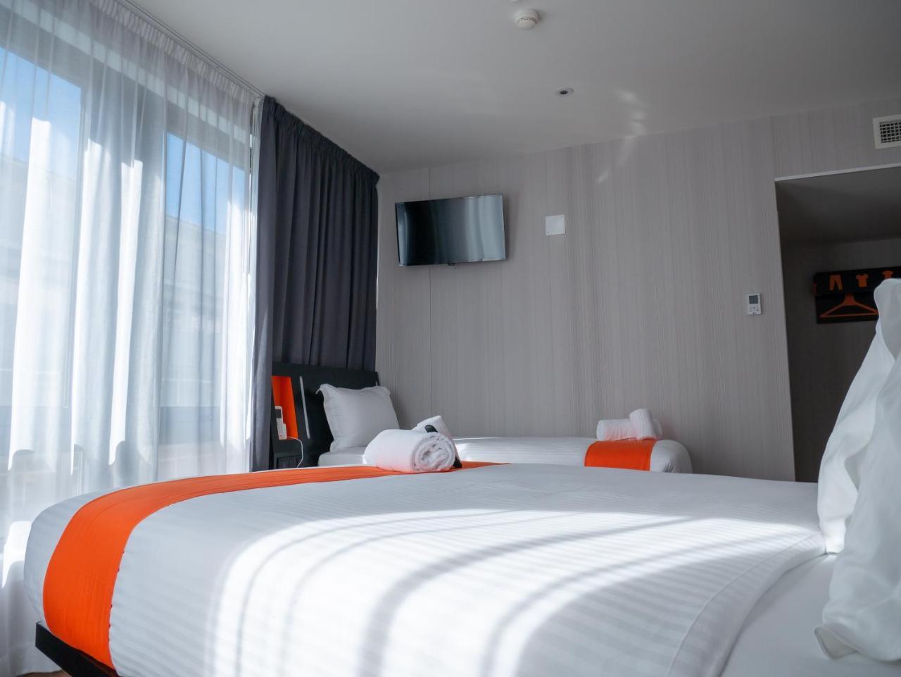 Triple Room,754137142:JPEG
