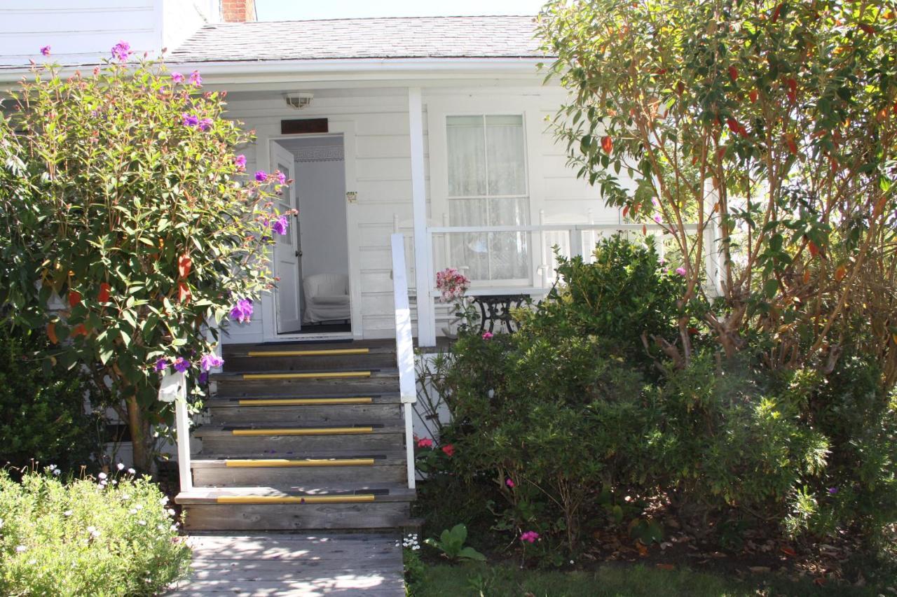 Double Room with Balcony and Sea View,756648691:JPEG