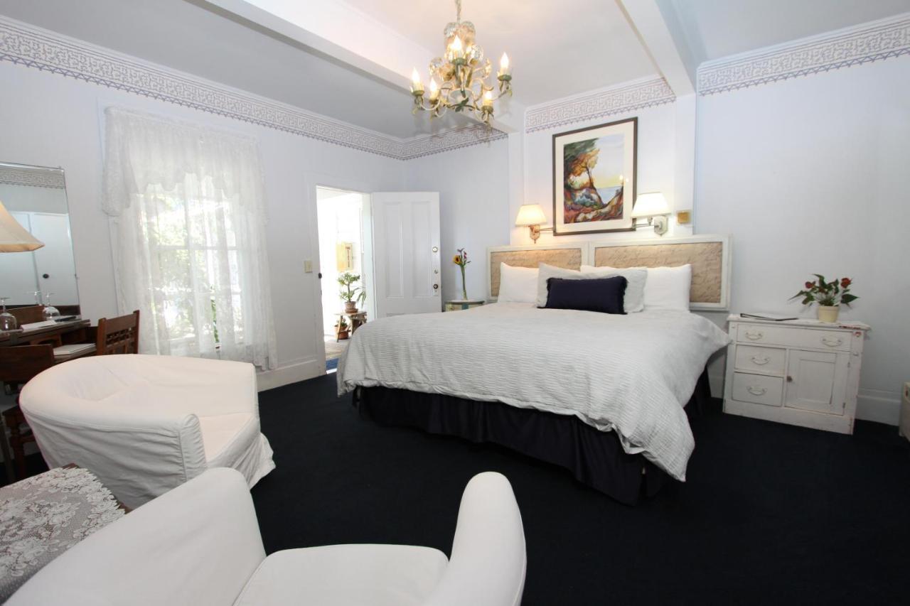 Deluxe Double Room with Balcony,756648739:JPEG
