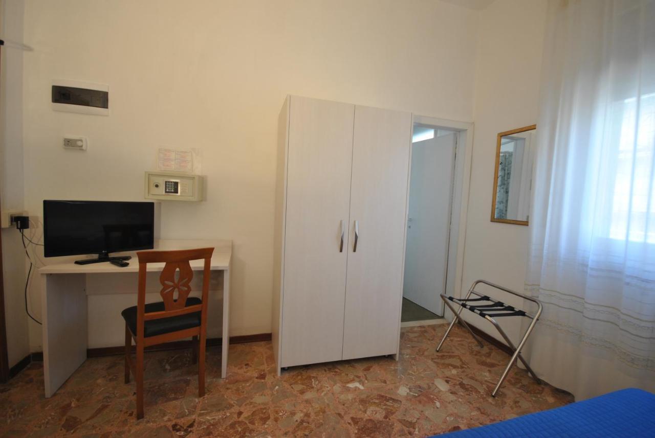 Double or Twin Room - Annex,962878276:JPEG