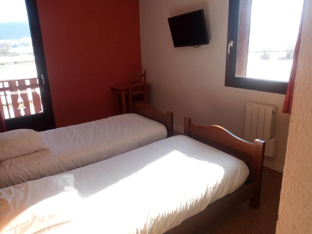 Triple Room with Shared Bathroom,769056340:JPEG