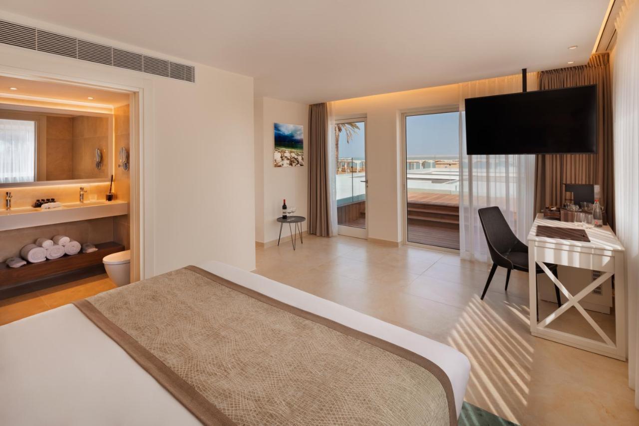 Premium Double Room with Sea View,774838291:JPEG