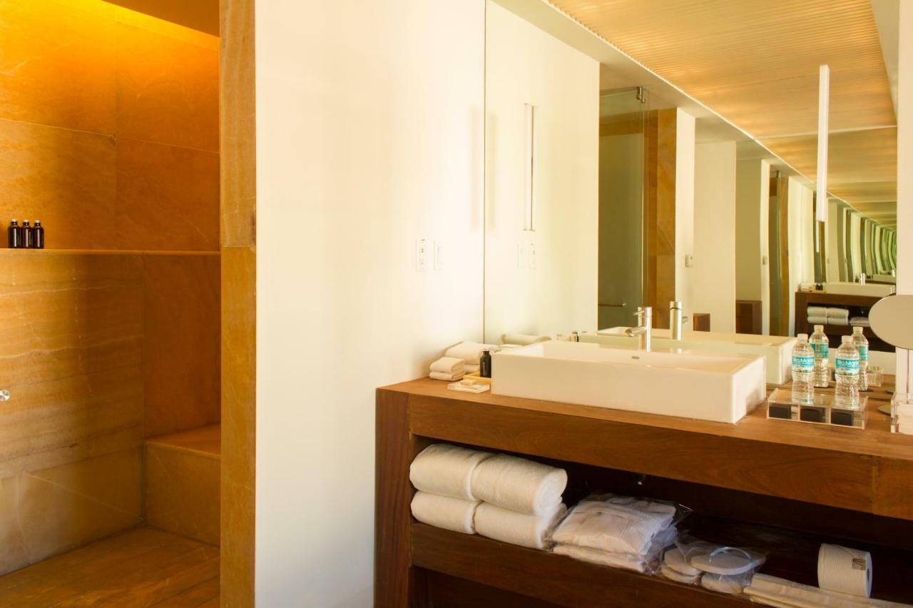 Corner Suite with Balcony