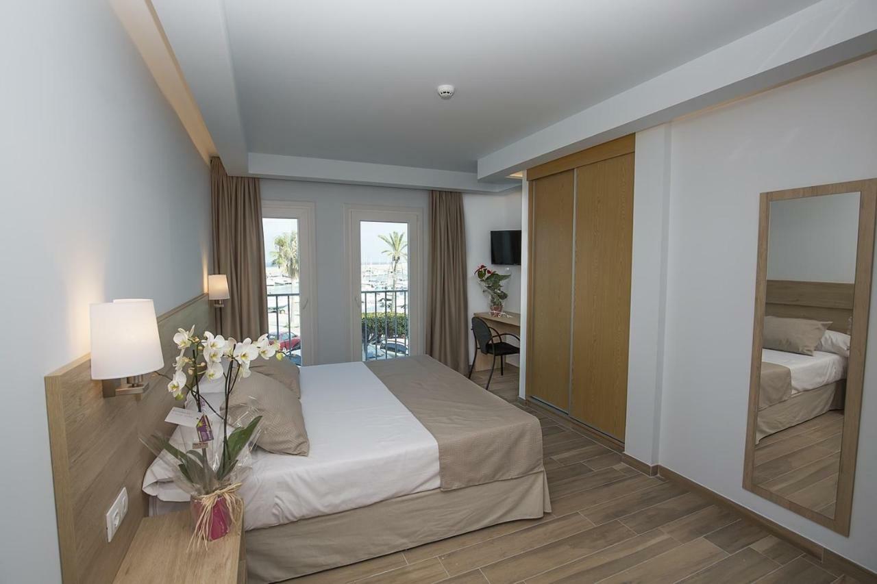 Deluxe Tweepersoonskamer met 1 of 2 Bedden en Uitzicht op Zee