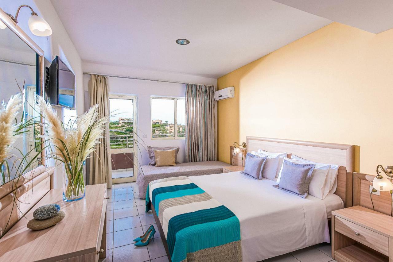 Double Room with Side Sea View or Garden View - Annex,1273270384:JPEG