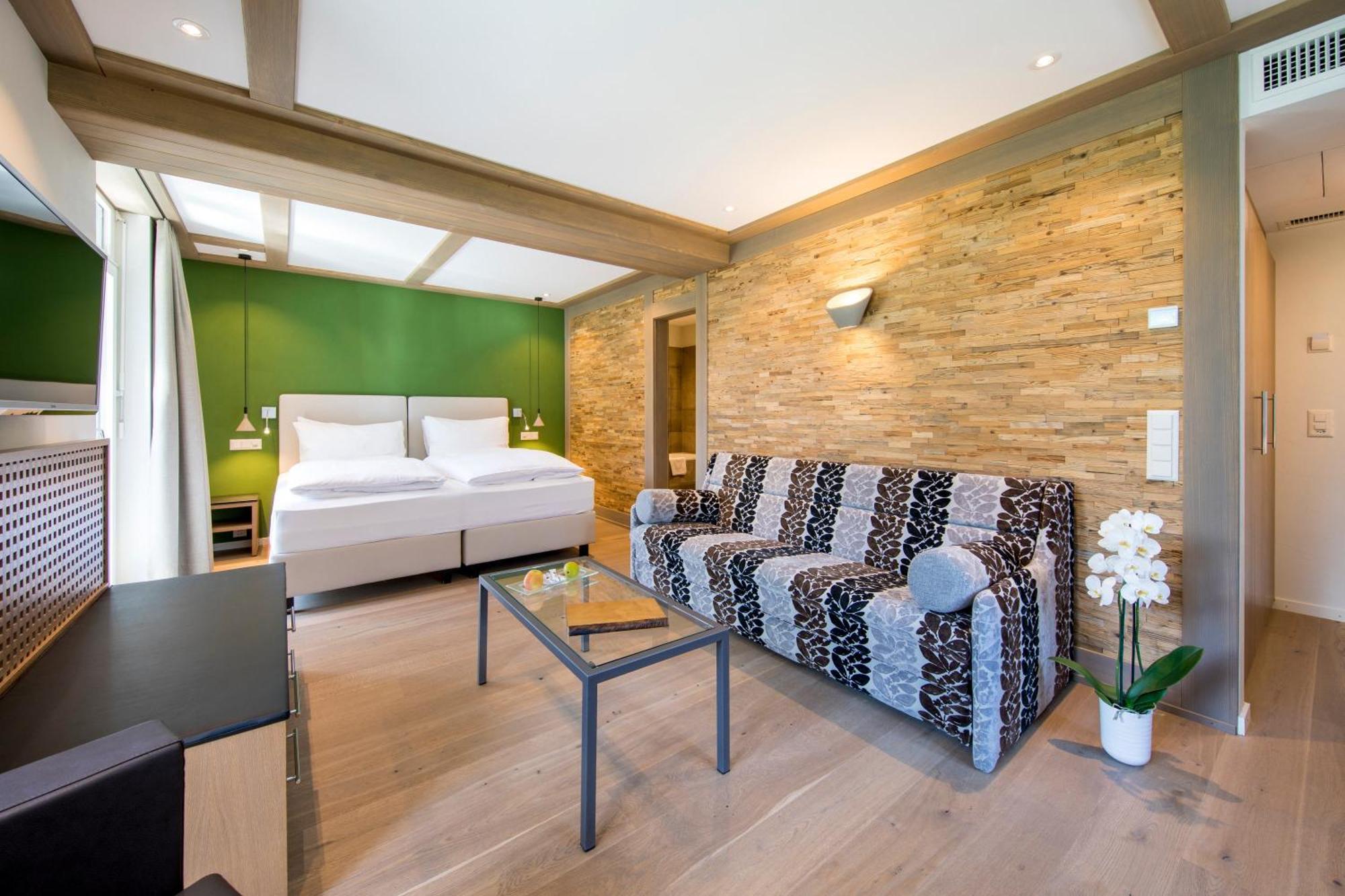 Habitación Doble Deluxe con aire acondicionado y vistas al Eiger - 1 o 2 camas