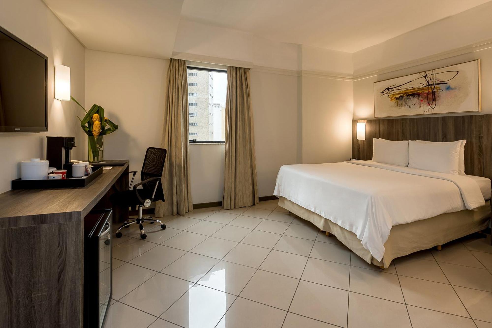 Standard Room with a King Bed,1658076896:JPEG