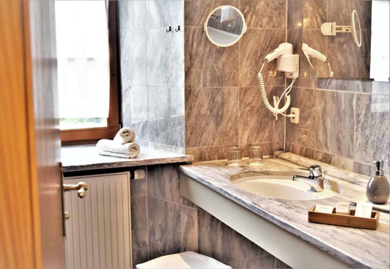 Dreibettzimmer