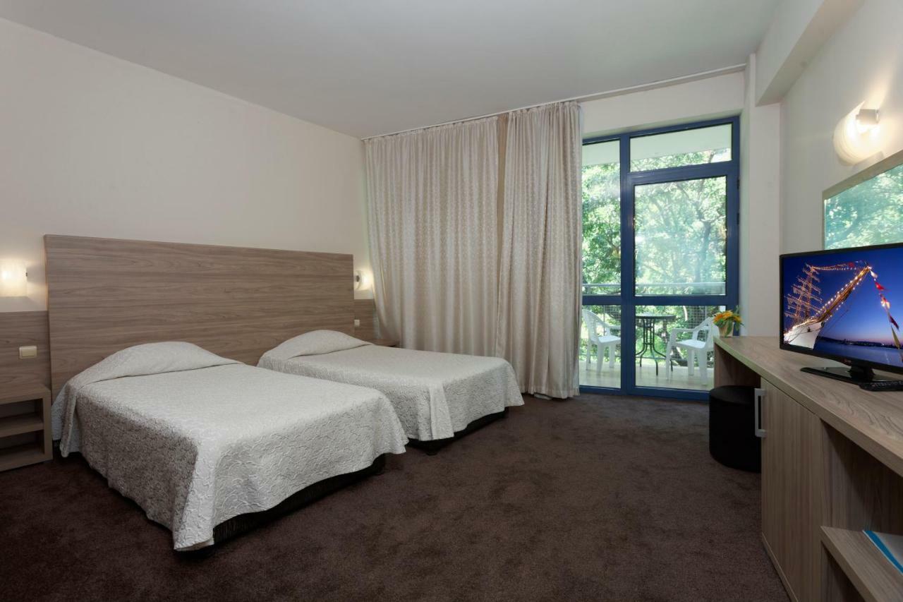 Double Room with Balcony and Park View (2 Adults + 1 Child up to 11.99 years old)