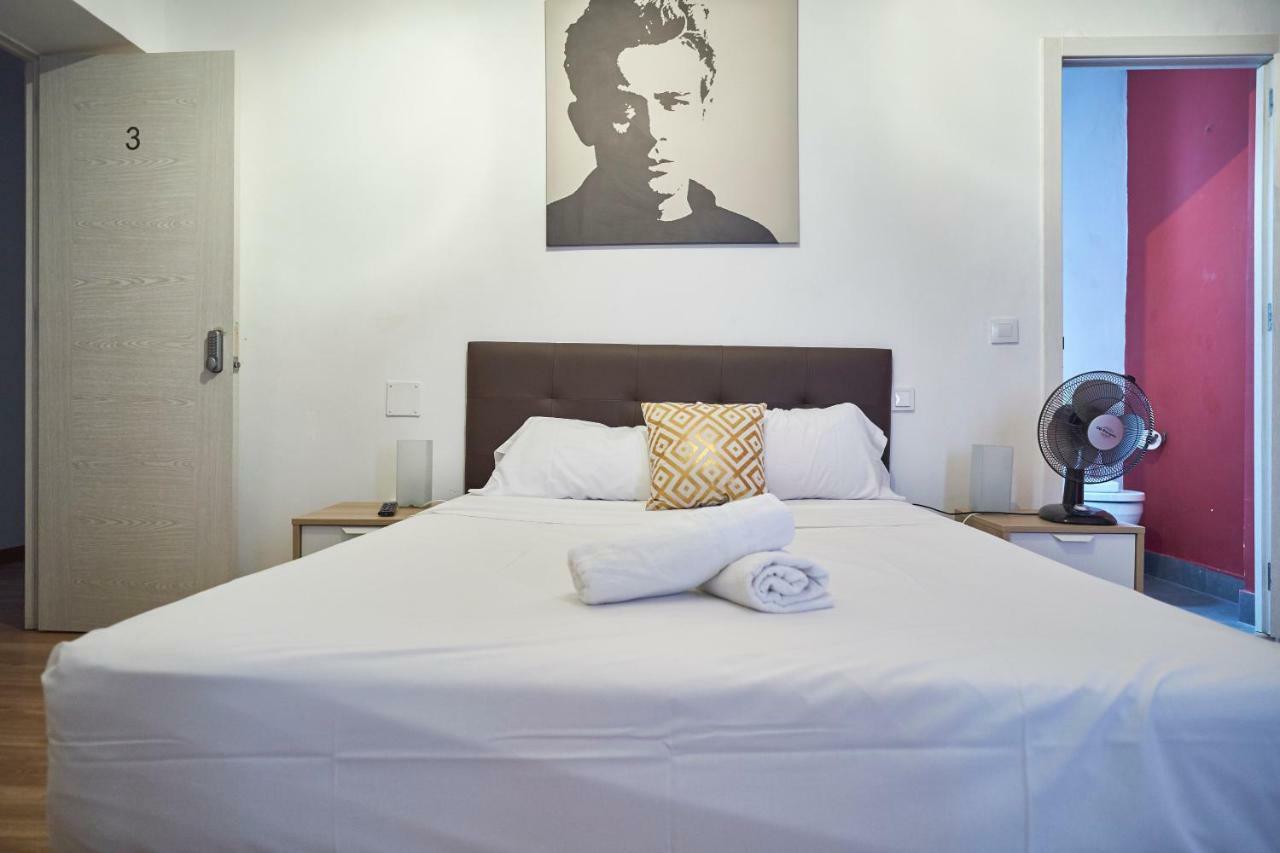 Double Room,1587545554:JPEG