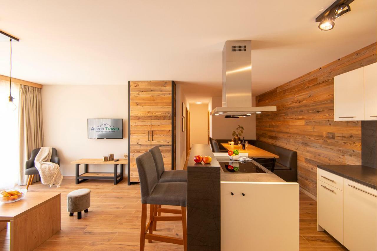 Comfort Three-Bedroom Apartment,911652235:JPEG
